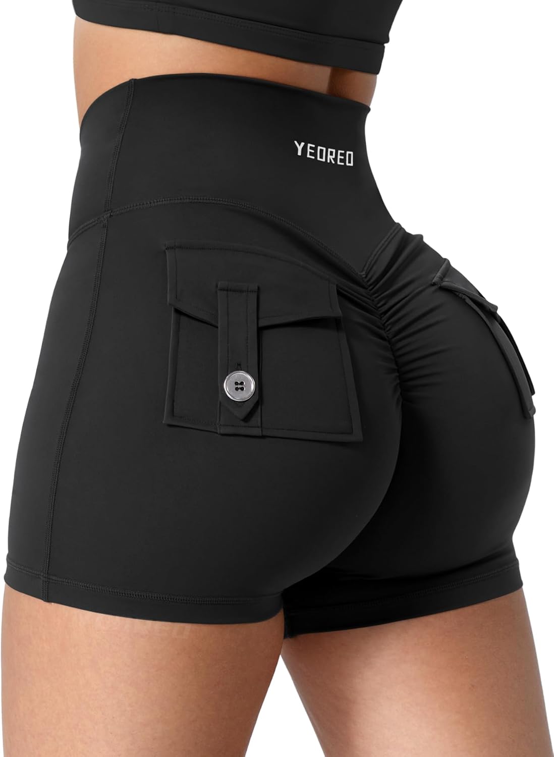 Detalle de YEOREO CoreFlex scrunch workout shorts with pockets for women (high-waisted biker shorts)