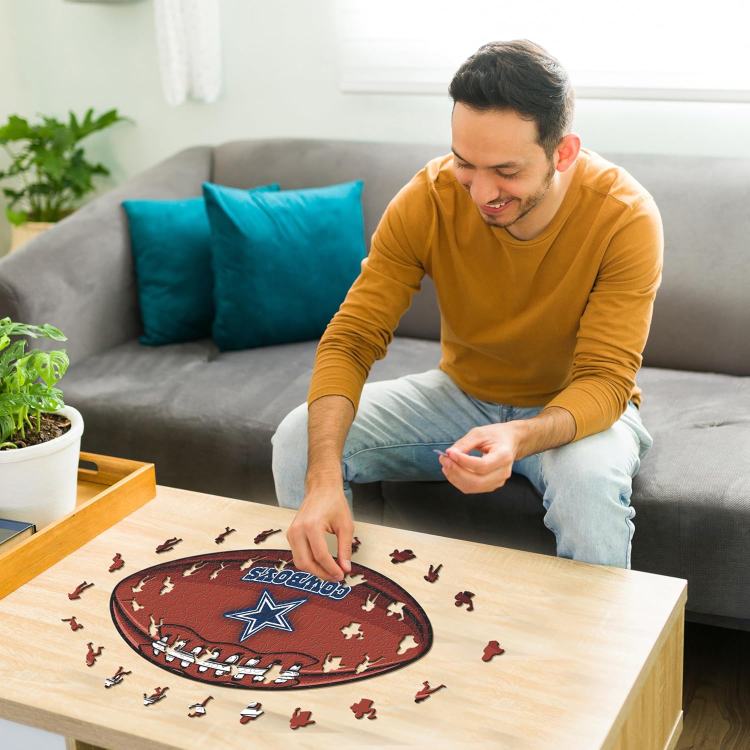 Thumbnail 1 de Iconic Puzzles Dallas Cowboys Crest Holzpuzzle (100% ökologisch nachhaltig), 150 Teile, Größe S