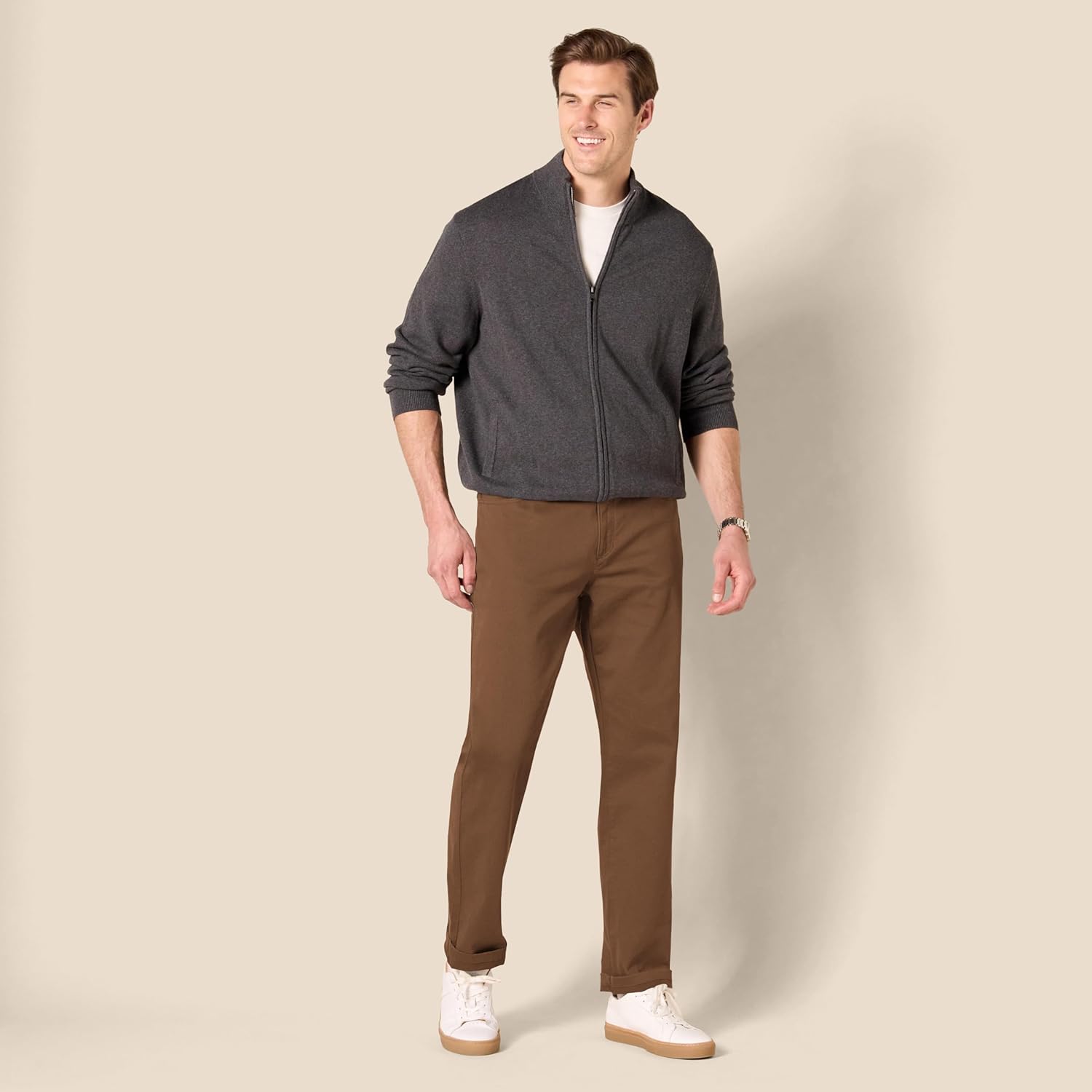 Thumbnail 6 de Amazon Essentials Men's Athletic-Fit 5-Pocket Stretch Twill Trouser (Big & Tall) – UK