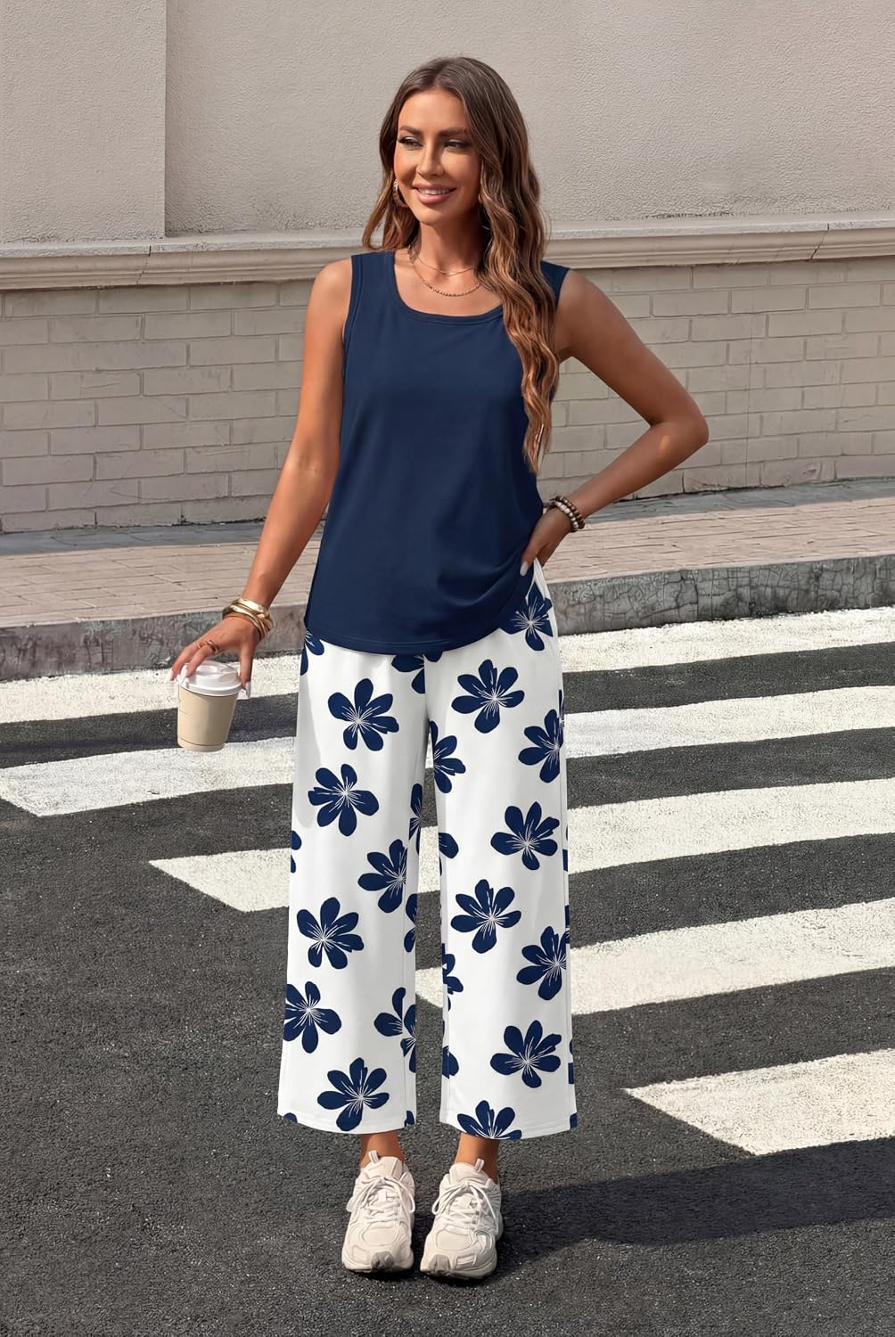 Detalle de WIHOLL Women's Two-Piece Set: Sleeveless Tank + Wide-Leg Printed Pants