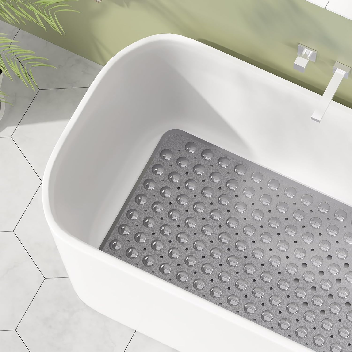 Detalle de AmazerBath shower mat 40 x 16 inches
