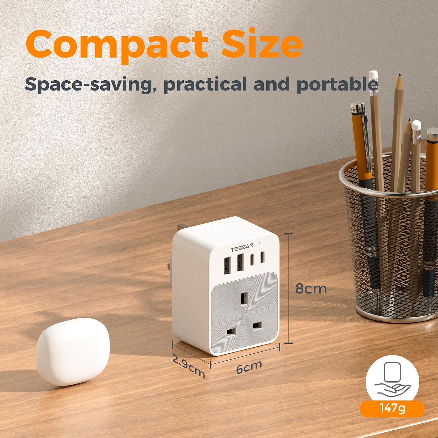 Detalle 2 de TESSAN USB C Plug Adaptor UK 3250W multi-plug socket 🔌