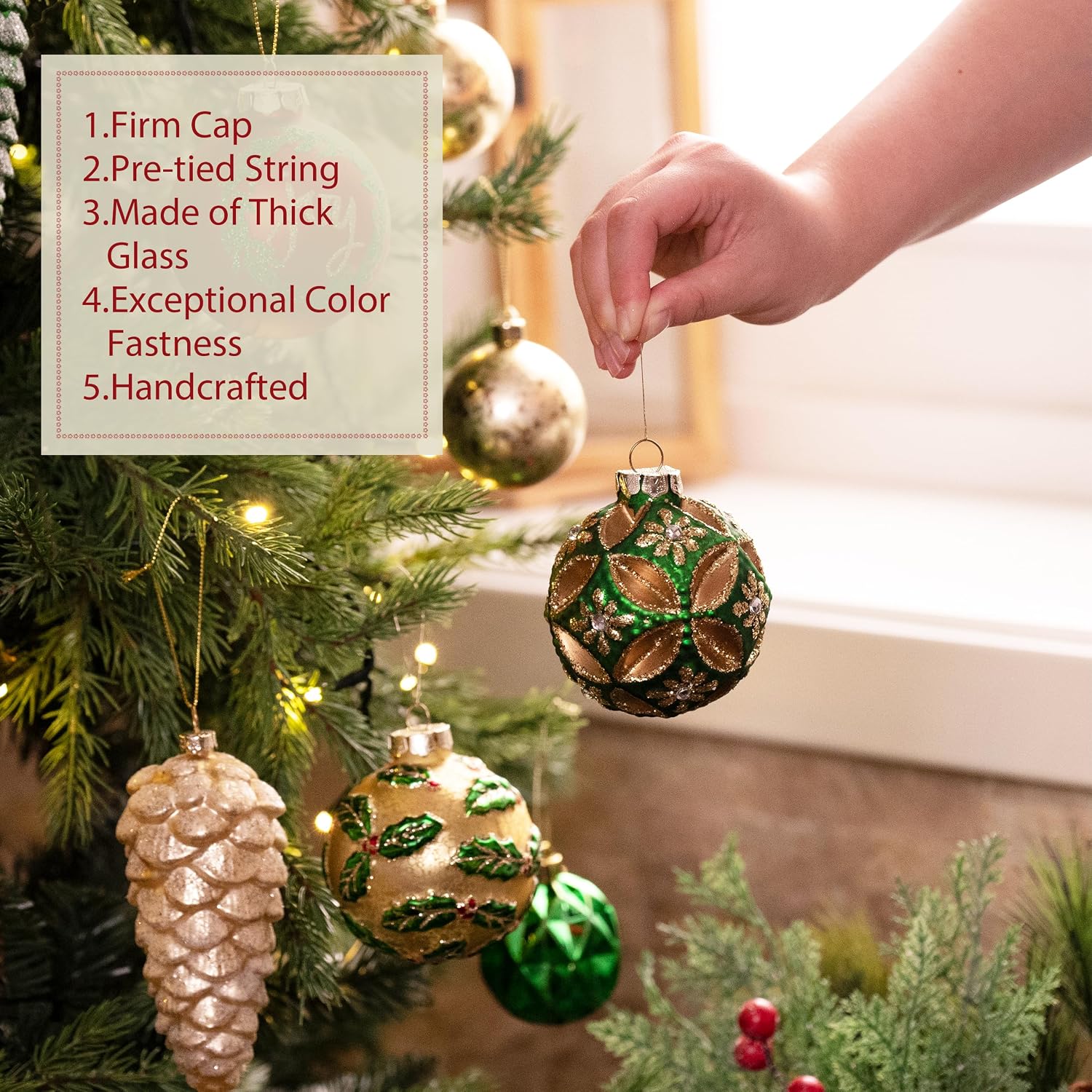 Detalle 1 de Valery Madelyn Glass Christmas Ornaments, 10-piece set