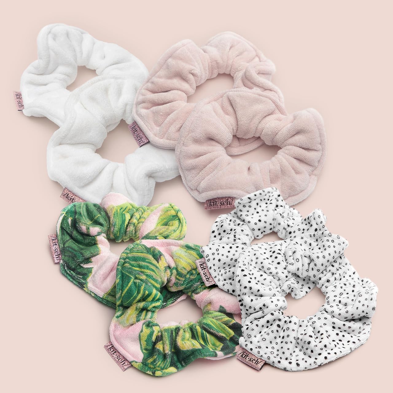 Detalle de Kitsch Microfiber Hair Towel Scrunchies 2-Piece Set
