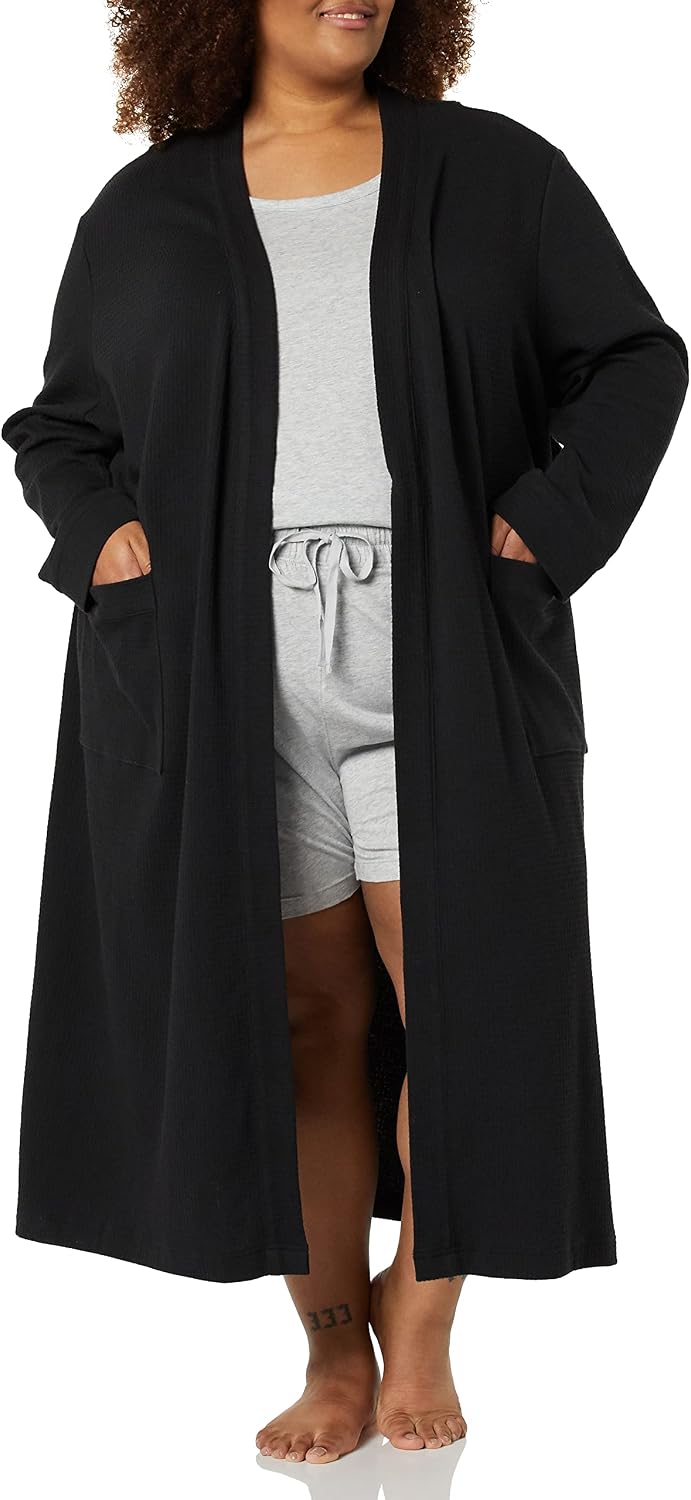 Detalle de Peignoir long en tissu nid d’abeille léger Amazon Essentials pour femme (grandes tailles)