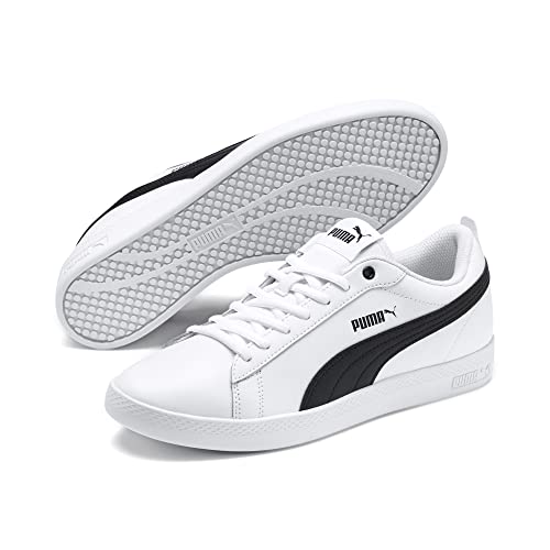 Detalle de PUMA Smash Wns V2 L para mujer: zapatillas casuales en blanco/negro, estilo urbano y cómodo ajuste