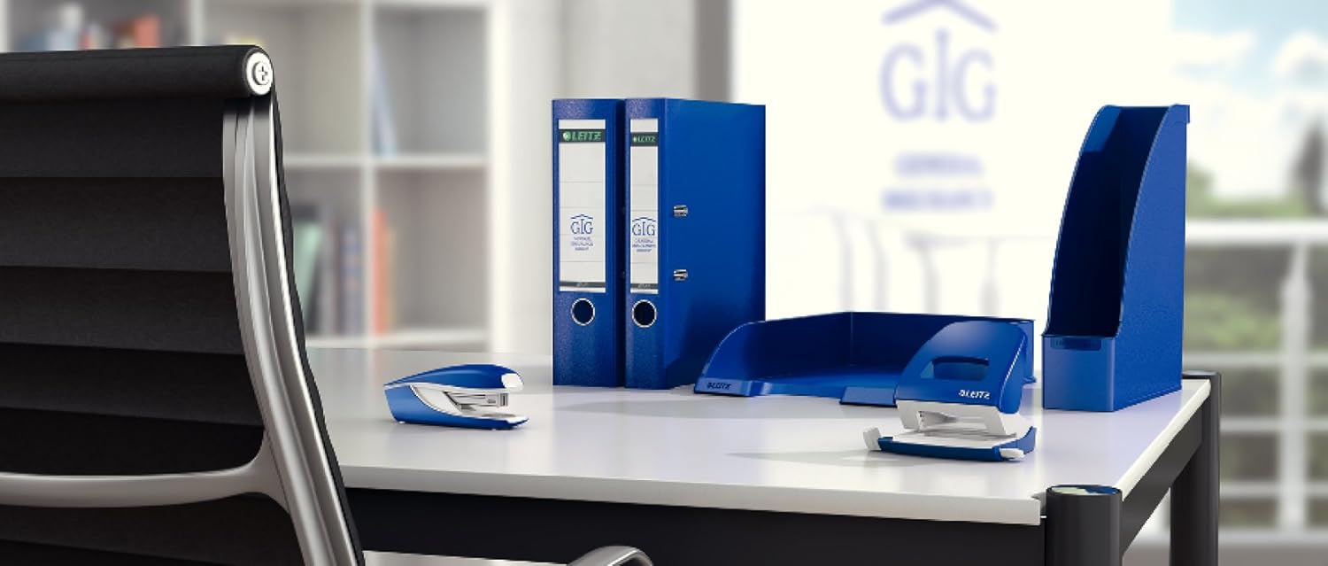 Thumbnail 5 de Leitz Kleiner Büro Locher aus Metall – 16 Blätter, Anschlagschiene, blau (Modell 50380035)