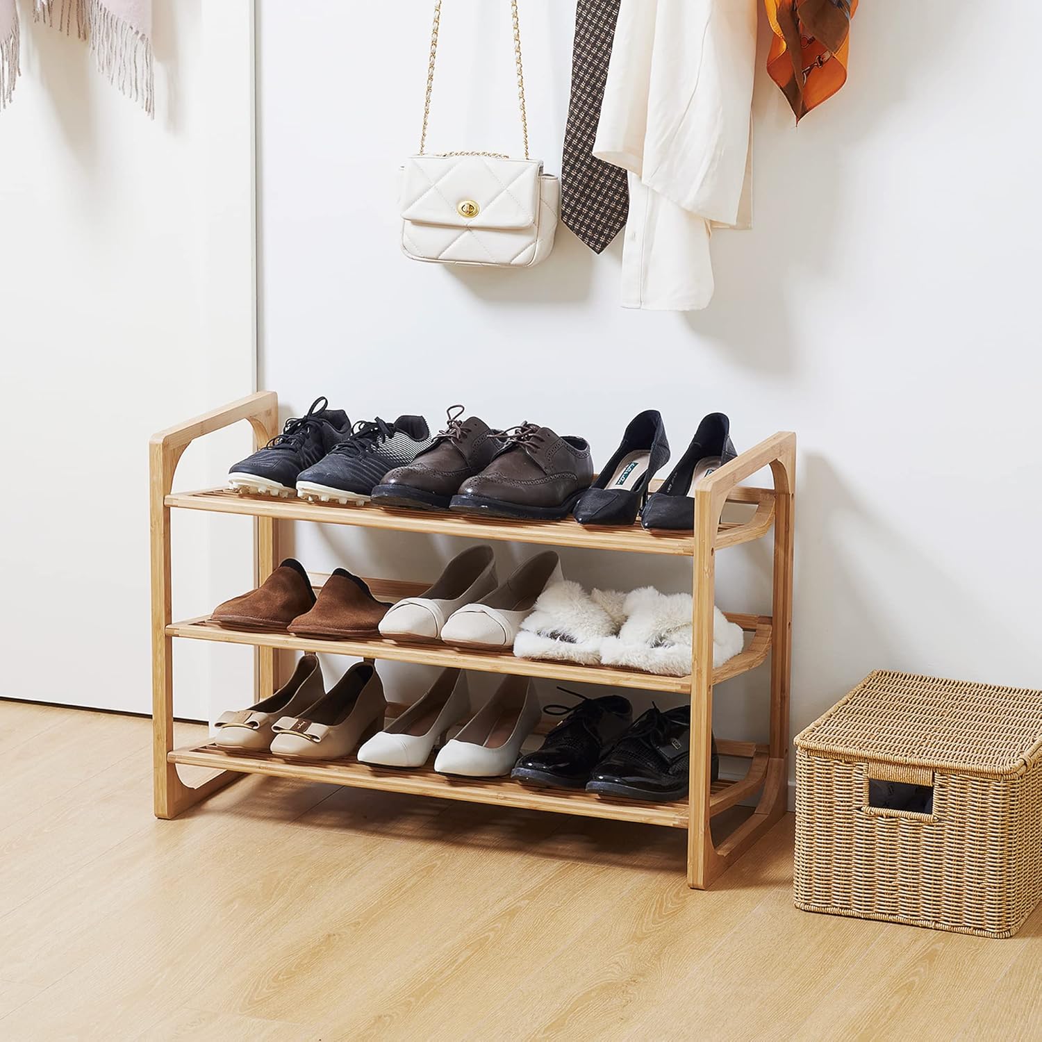 Thumbnail 1 de HOMCOM Étagère à chaussures en bambou 3 niveaux (jusqu’à 9 paires) 76 x 33 x 51 cm, style naturel