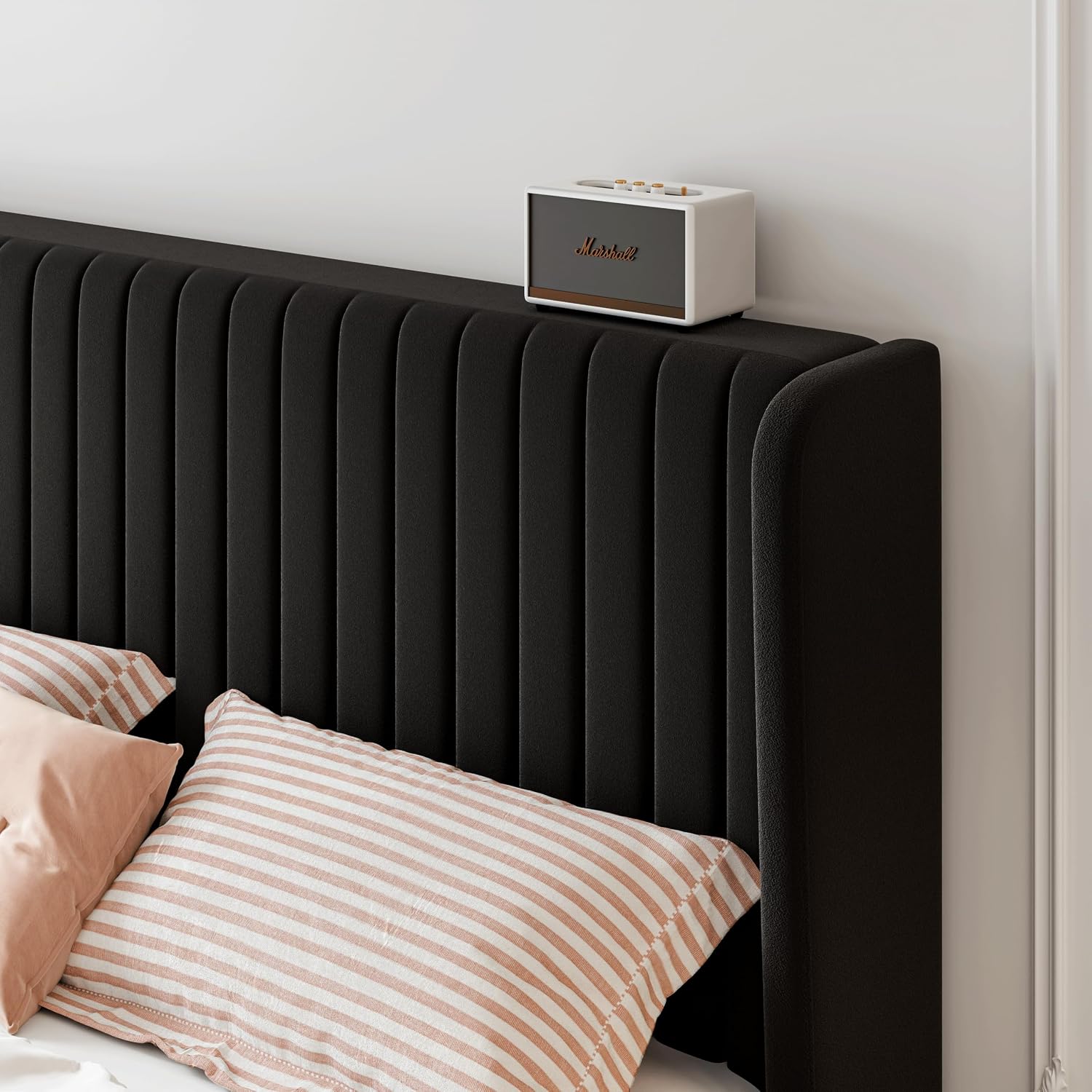 Detalle de SHA CERLIN Queen Bed Frame, Velvet