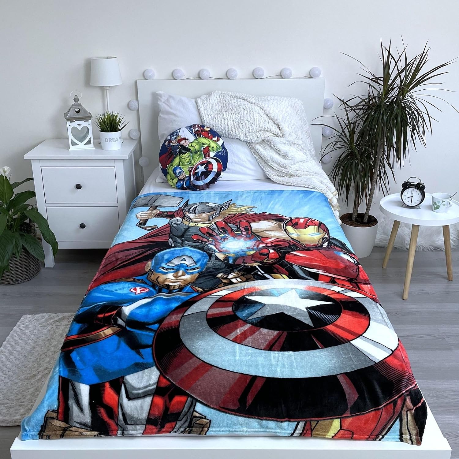 Detalle de Jerry Fabrics Avengers Heroes Fleece Blanket, 100 x 150 cm, Polyester