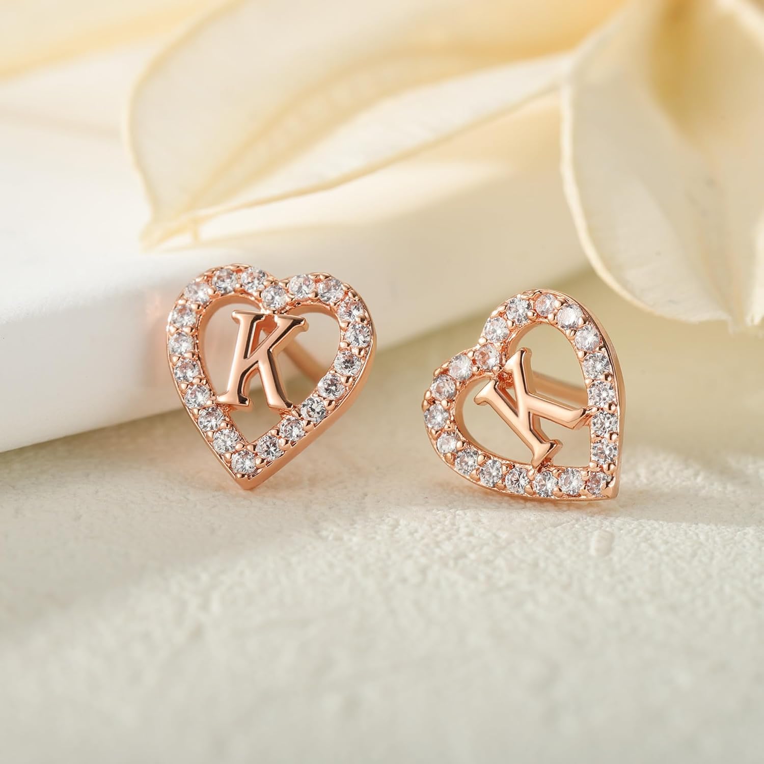 Thumbnail 6 de TINGN Boucles d'oreilles en forme de lettre et cœur – Plaqué or 14 carats, S925, zircones, sans nickel