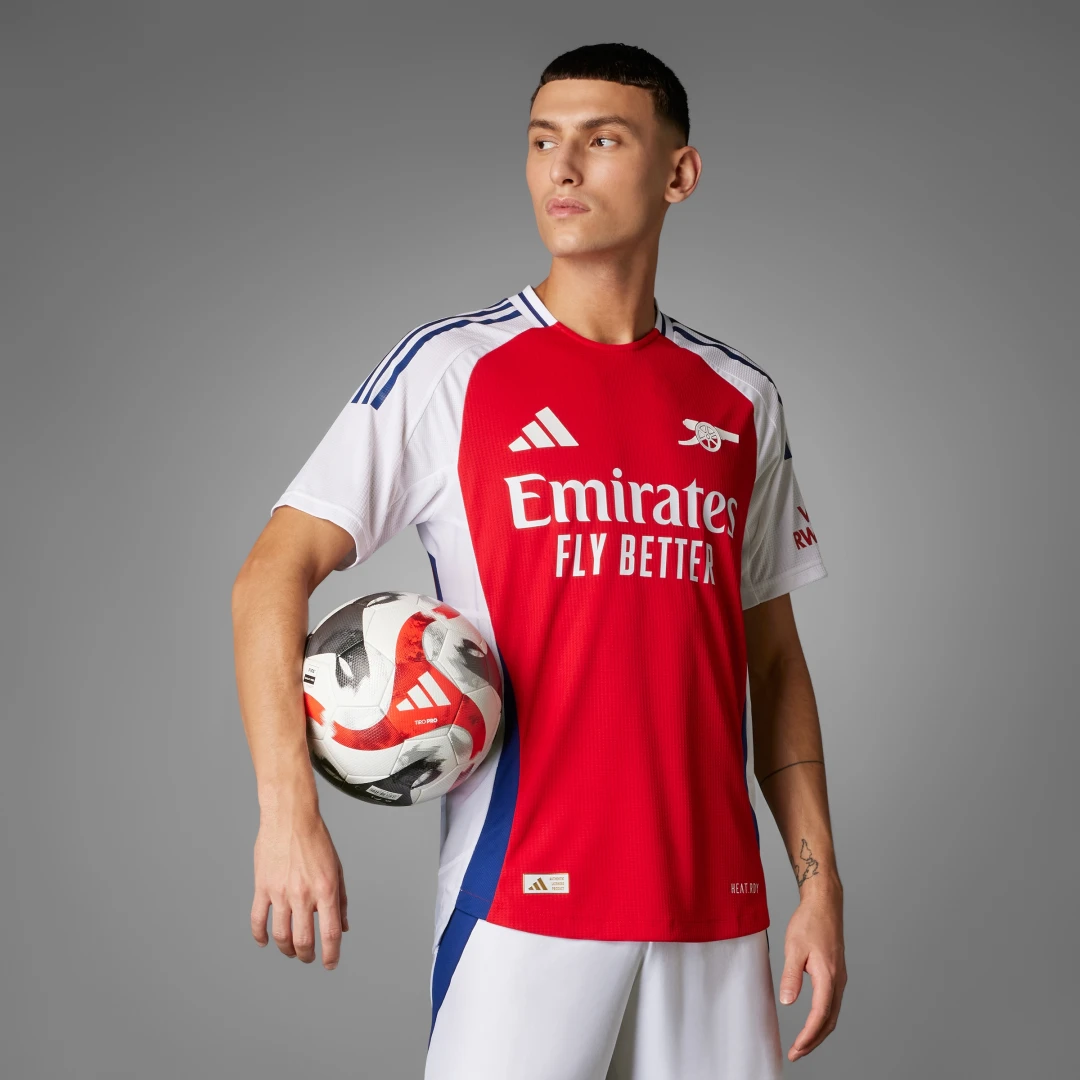 Detalle de Camiseta Arsenal 24/25 Authentic Primera Equipación