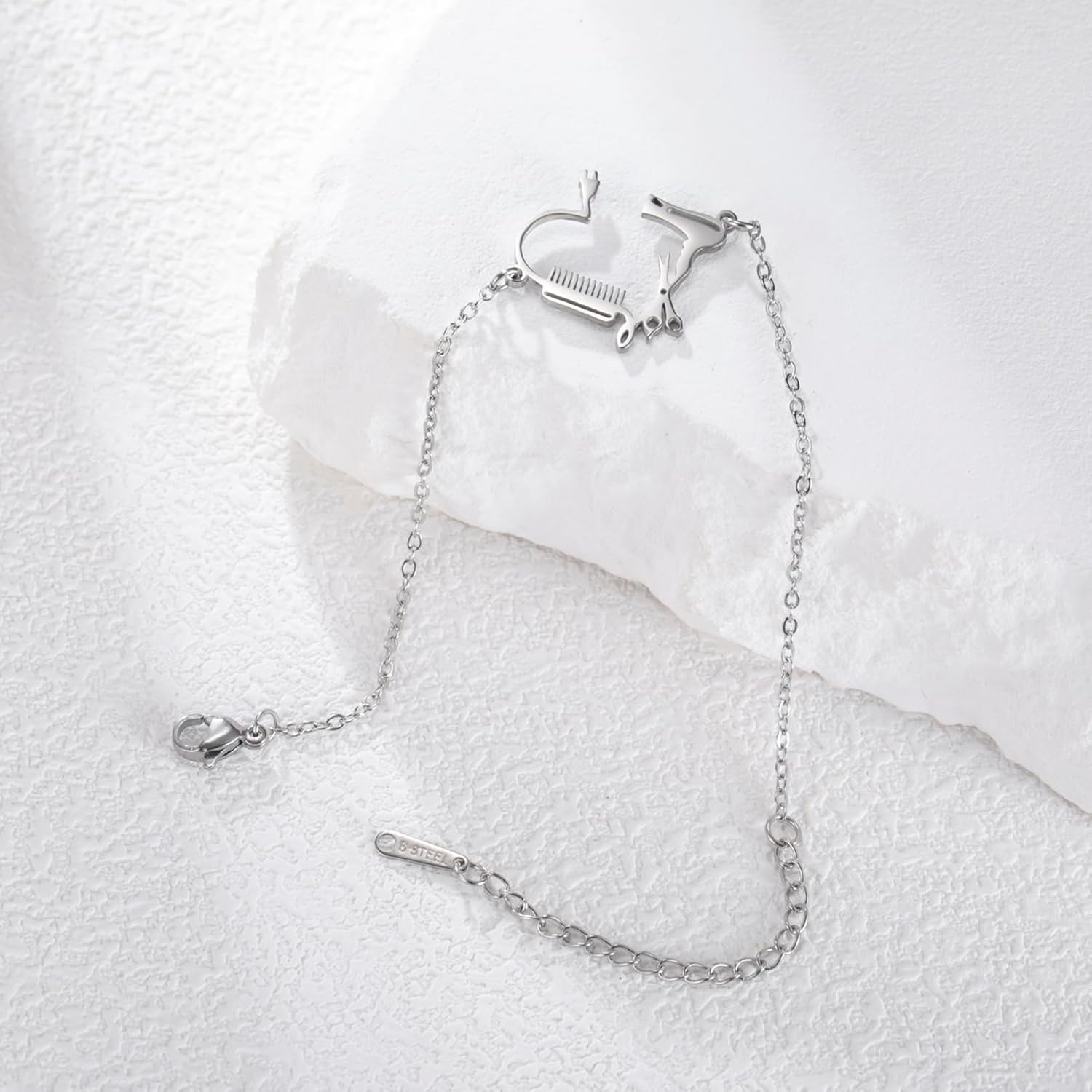 Detalle 2 de EUEAVAN Friseurschere Kamm Haartrockner Armband – stilvolles Friseur-Schmuckarmband mit verstellbarer Länge