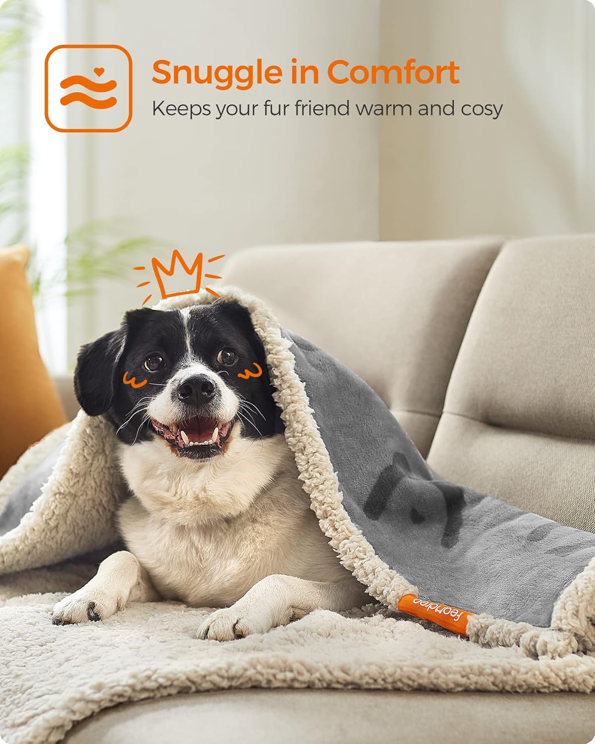 Detalle de Feandrea Waterproof Dog Blanket with Sherpa Fleece – 127 x 101 cm, Grey