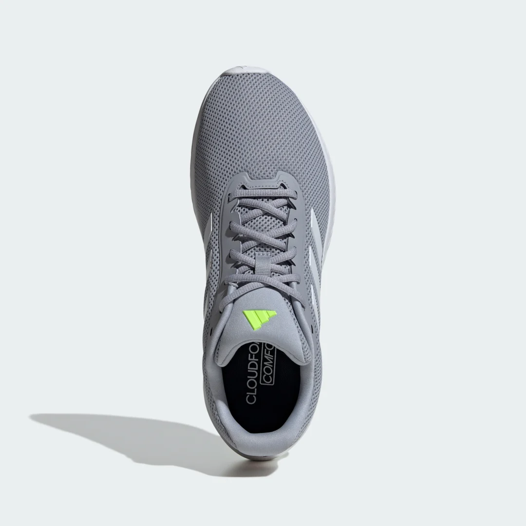 Detalle 2 de Zapatilla Cloudfoam Move de Adidas: comodidad diaria en gris