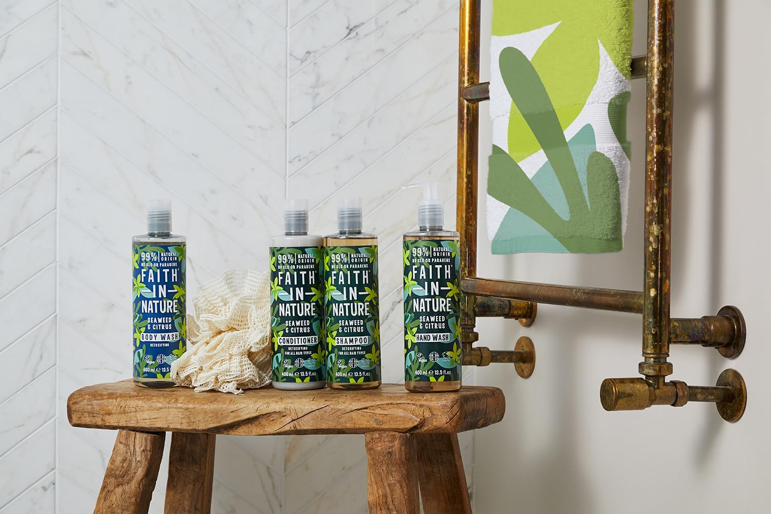 Detalle 1 de Faith In Nature Balsamo Detox Alghe Marine e Agrumi per Capelli e Cuoio Capelluto Grassi – 400ml