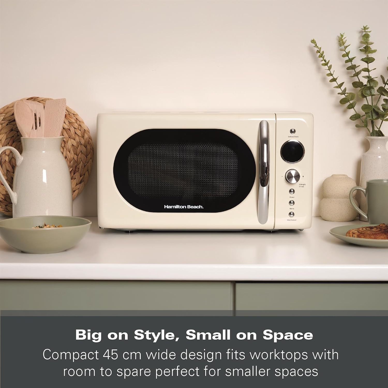 Detalle de Hamilton Beach 20L Retro Microwave HB70H20C, Cream – compact, 8 presets and 700W