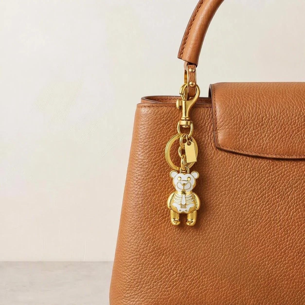 Detalle 2 de SOPKTA Gold Bag Charm Chain for Handbags, Totes, Backpacks & More