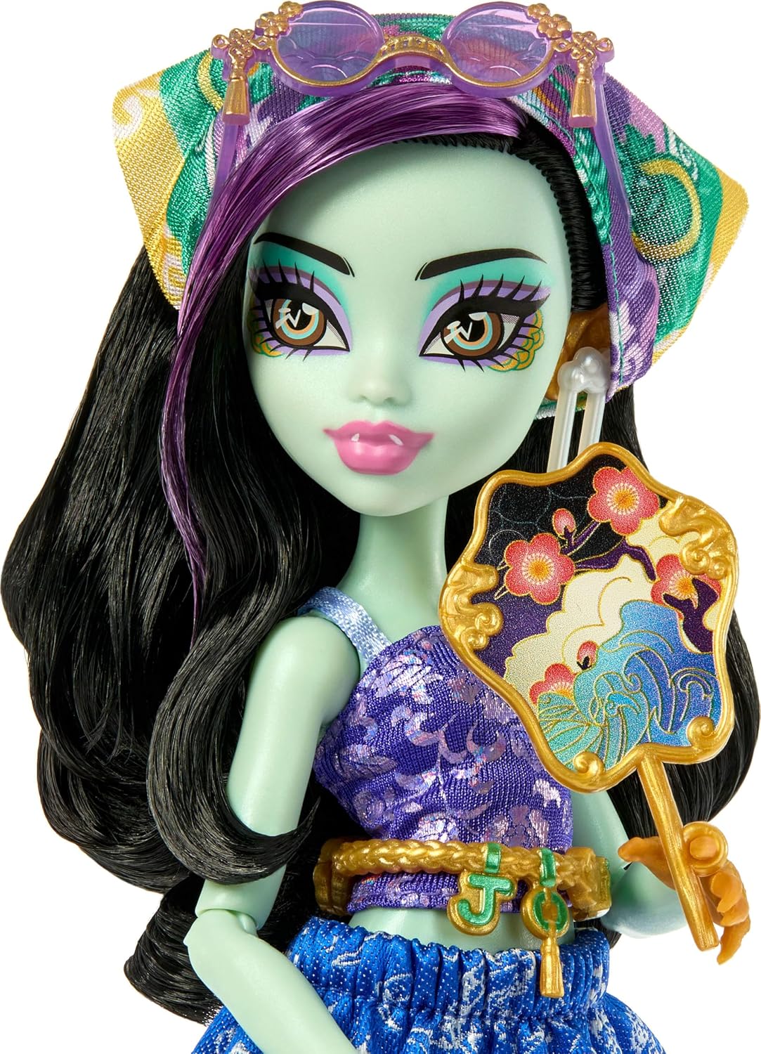 Detalle 1 de Monster High Skulltimate Secrets Jinafire doll set with 19 surprises