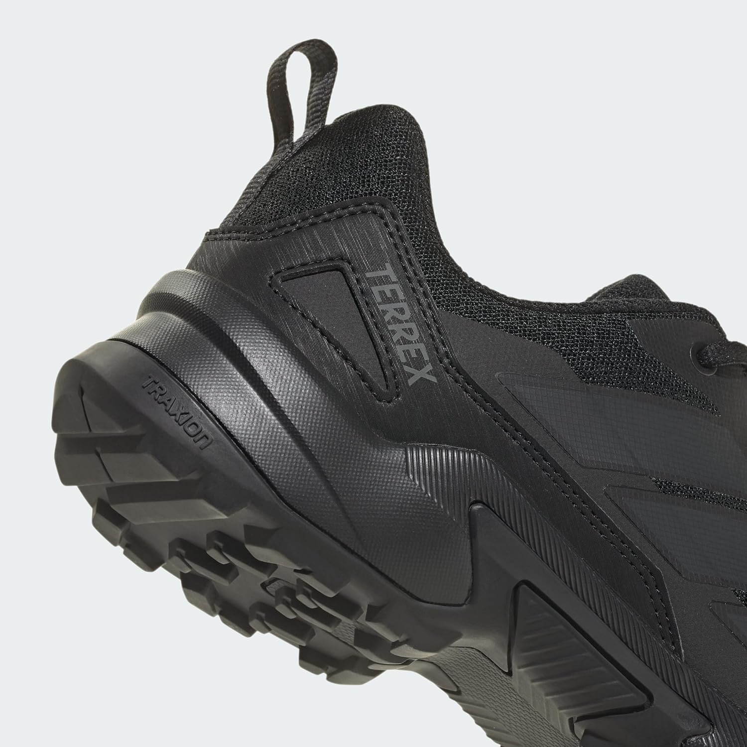 Detalle de adidas Terrex Eastrail 3 Herren-Schuh: reguläre Passform mit Textil/Synthetik und EVA-Zwischensohle