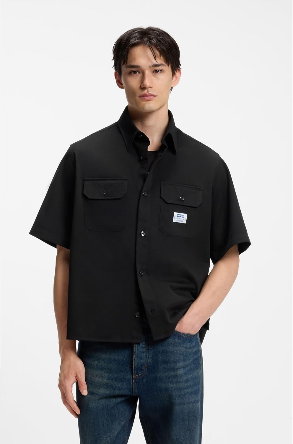 Detalle de HUGO Chemise Oversize en Twill de coton – Col Kent, Poches poitrine à rabat