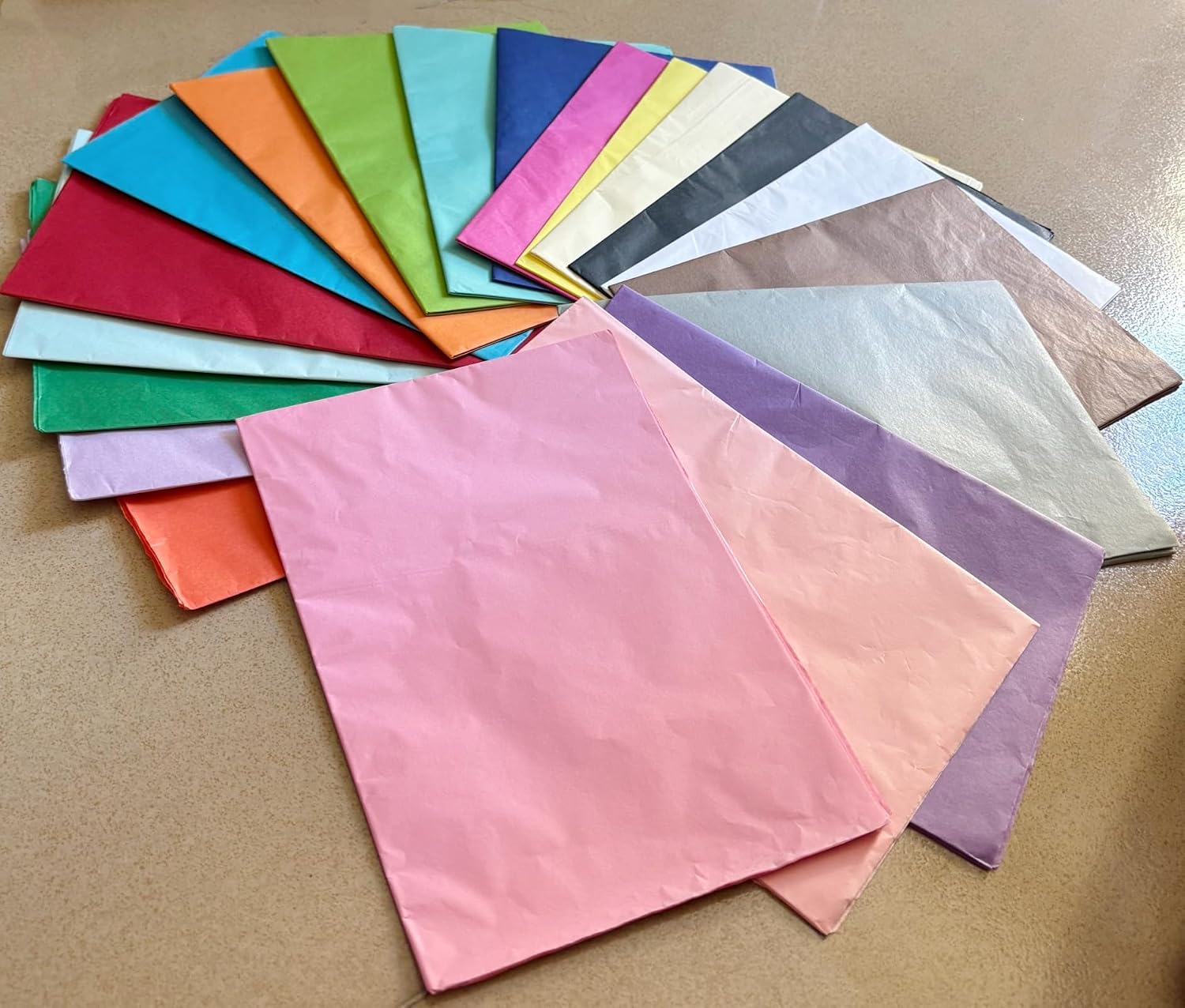Detalle 1 de 100 Blatt Seidenpapier bunt (50 x 70 cm) mit 20 Farben – Tissue Paper zum Verpacken & Basteln