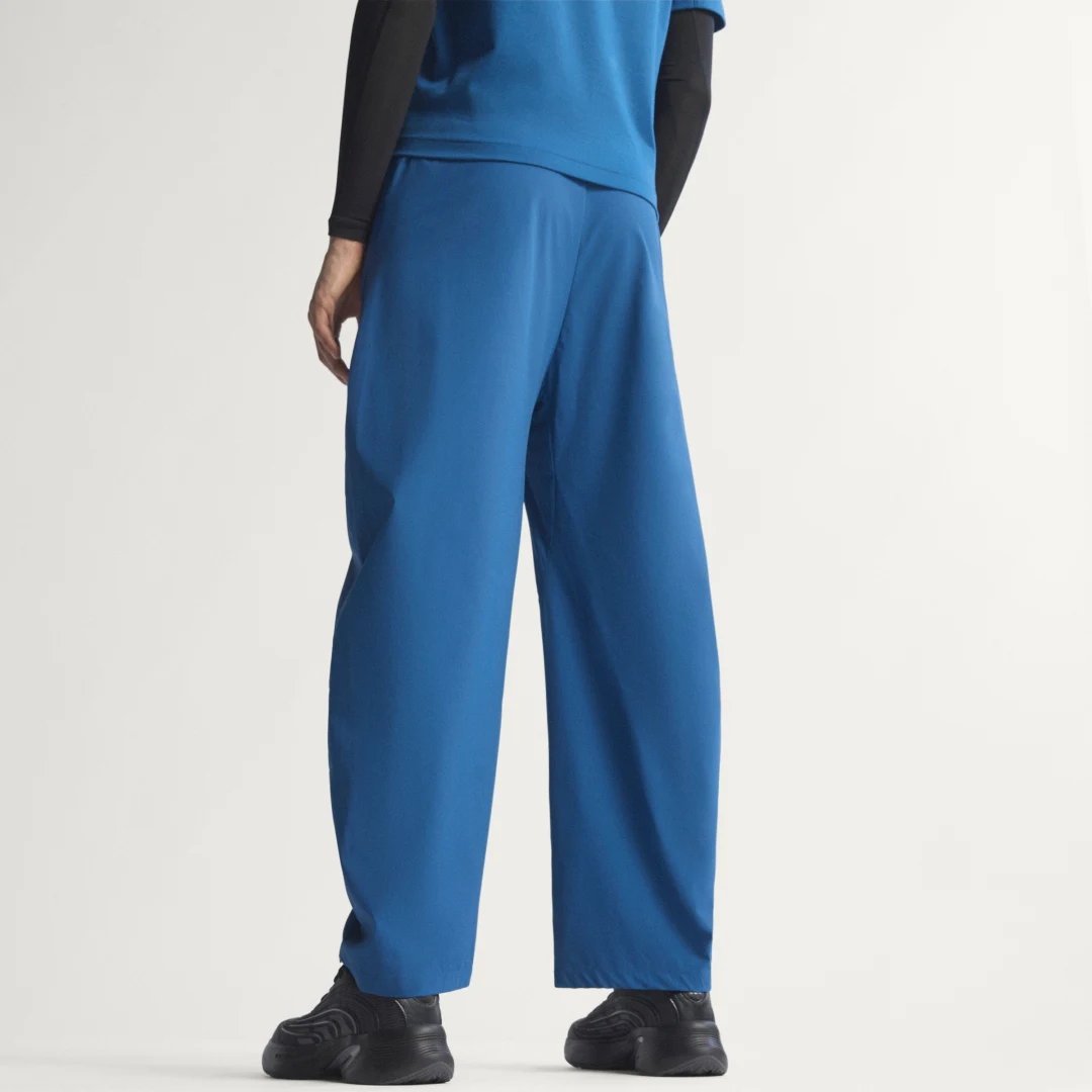 Detalle 2 de Pantalón de tejido técnico Z.N.E. de Adidas – azul