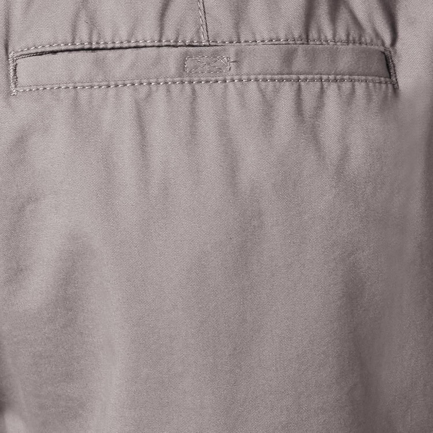 Thumbnail 6 de Amazon Essentials Men's Relaxed Fit 8" (20cm) Cotton Elasticated Waist Pull On Drawstring Walk Shorts