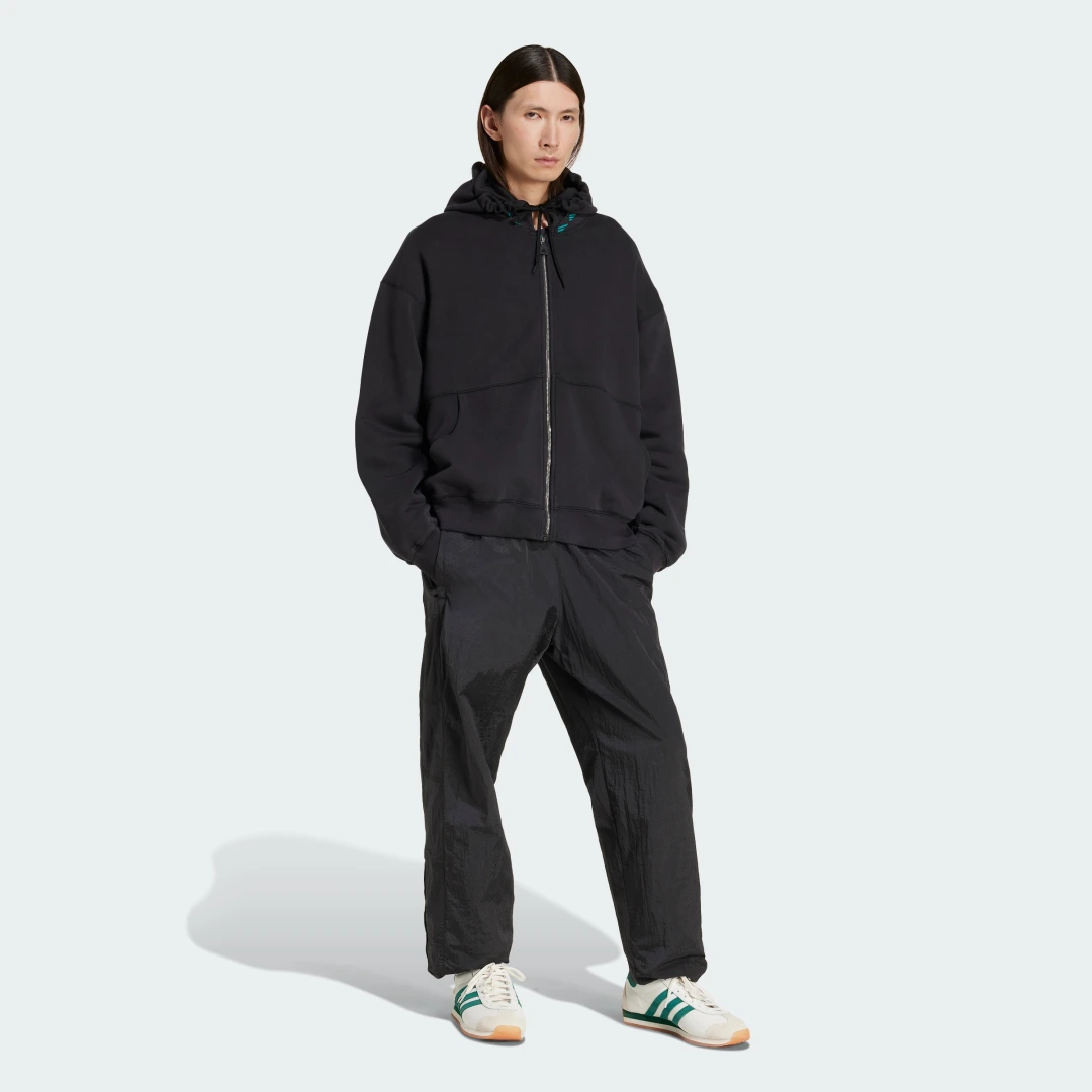 Detalle de adidas Chaqueta con capucha EQT Fleece en negro