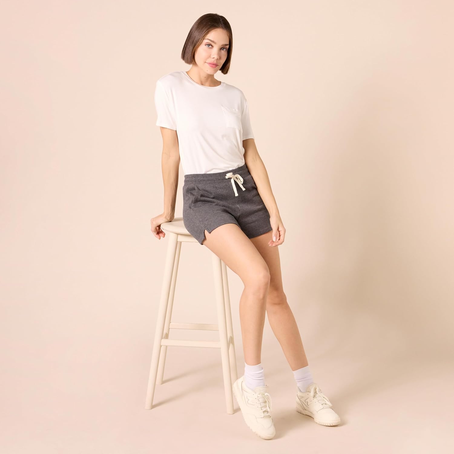 Thumbnail 4 de Amazon Essentials Damen Fleece-Sweatshorts mit Taschen, 9,0 cm Beininnenlänge