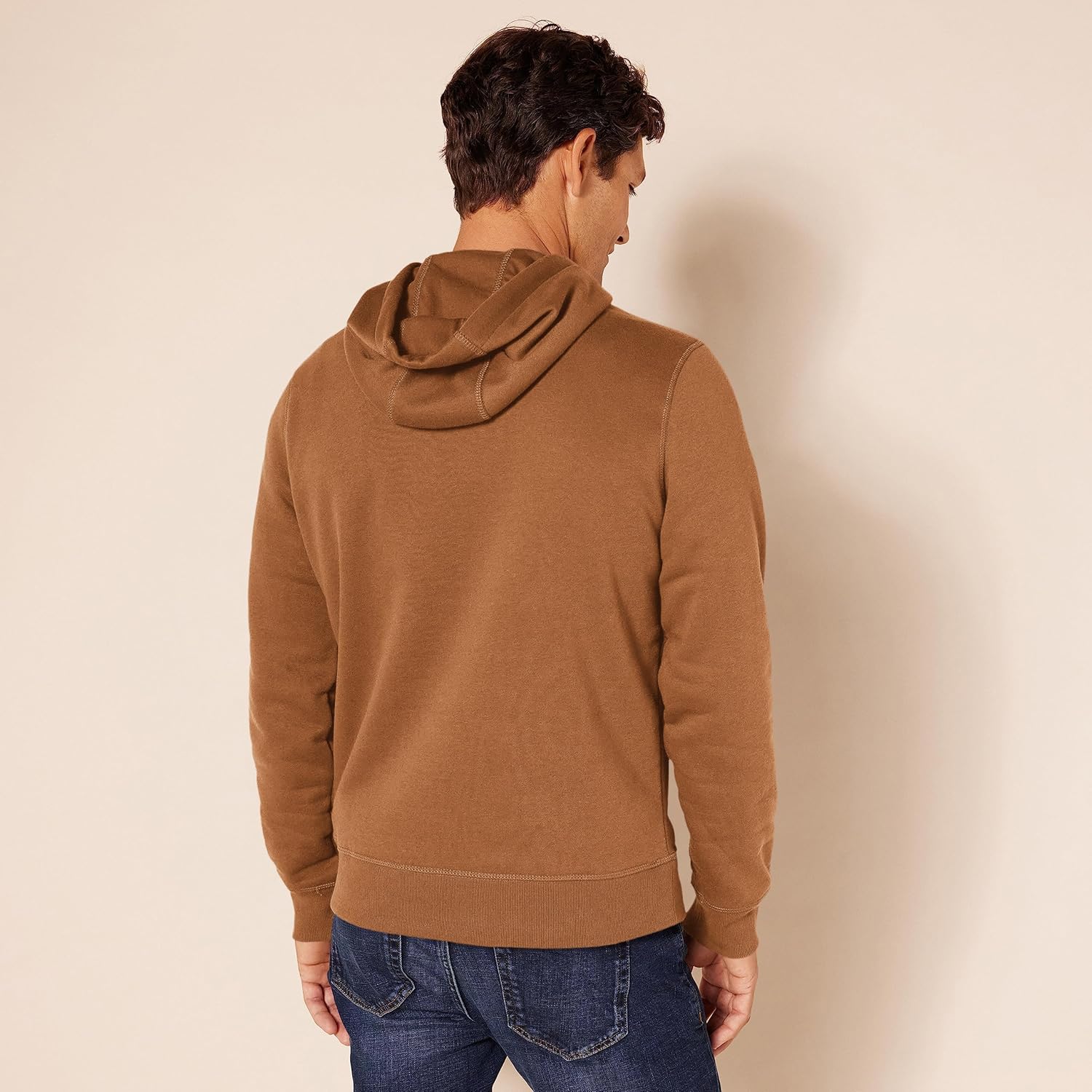 Thumbnail 1 de Amazon Essentials Felpa con Cappuccio, Non Apribile, Taglie Big & Tall Uomo – Comfort e Versatilità Quotidiana