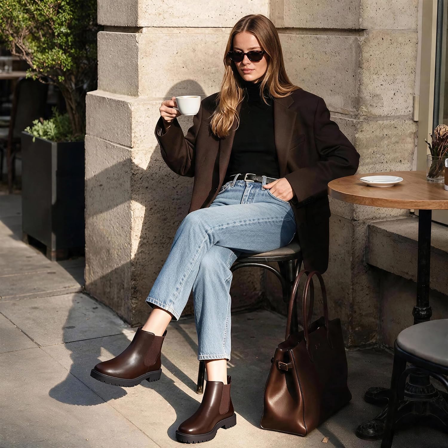 Detalle 2 de DREAM PAIRS Chelsea Ankle Boots in Synthetic Leather