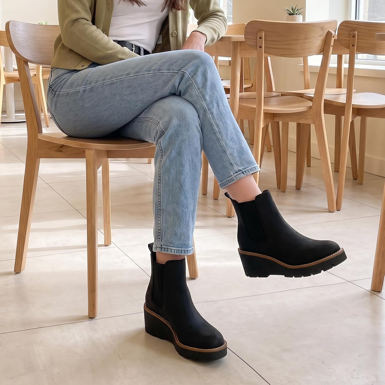 Thumbnail 2 de Athlefit Women's Chelsea Wedge Boots platform slip-on wedge booties