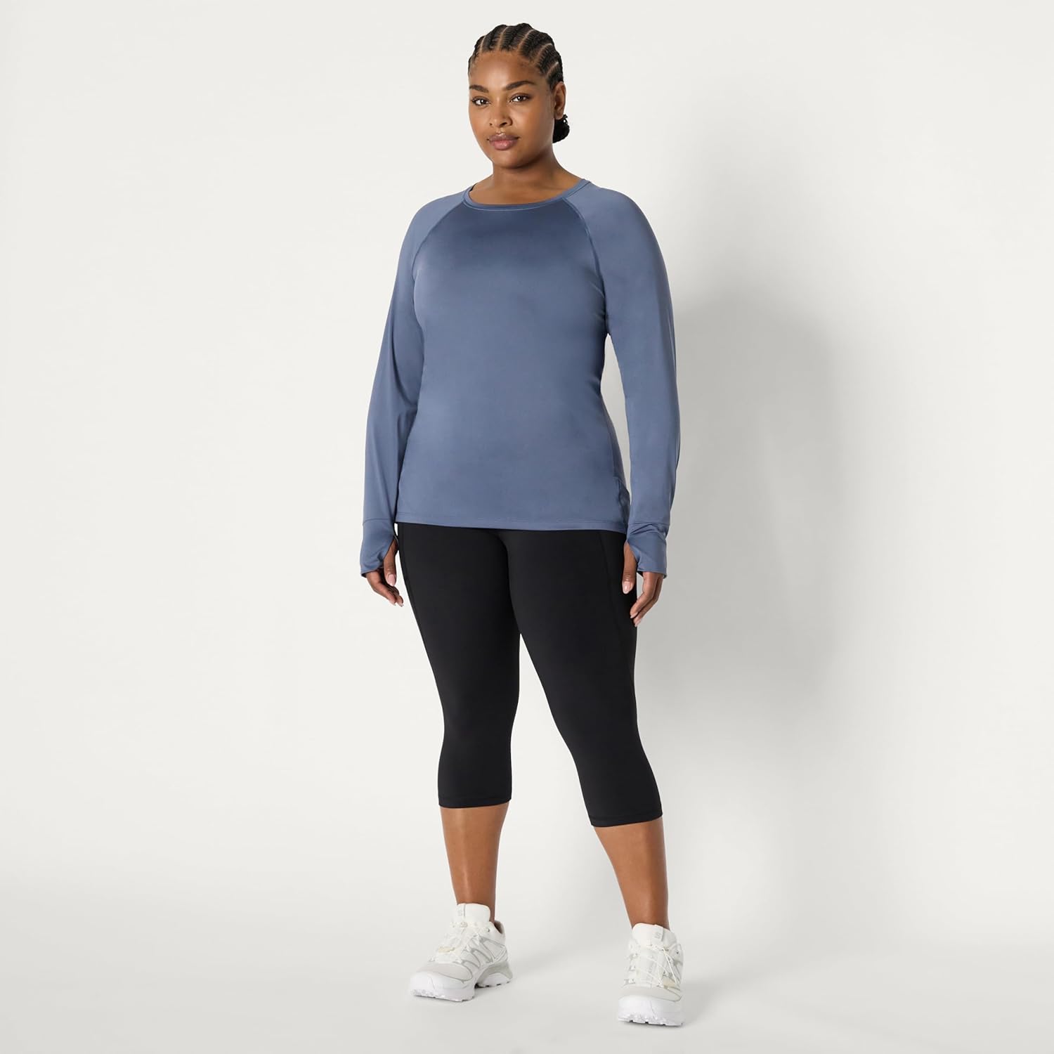 Thumbnail 6 de Amazon Essentials Damen leichtes, schnelltrocknendes Langarmshirt aus Funktionsstretch (auch in Plus Size)