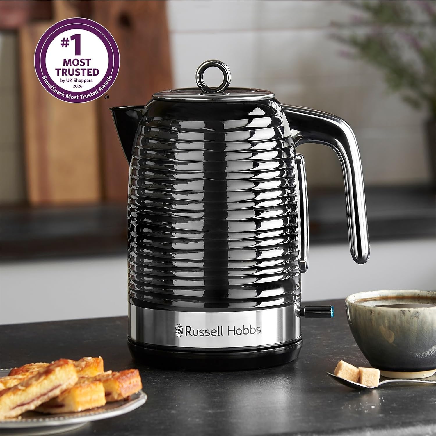 Detalle 2 de Russell Hobbs Inspire 1.7L Cordless Kettle (24361)