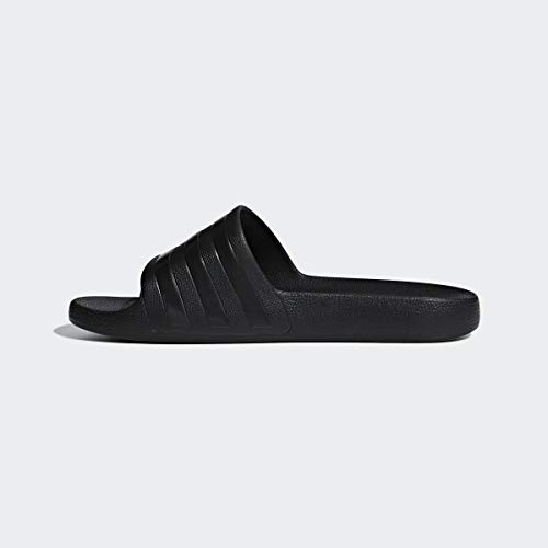 Detalle 2 de adidas Adilette Aqua Slides 47 EU