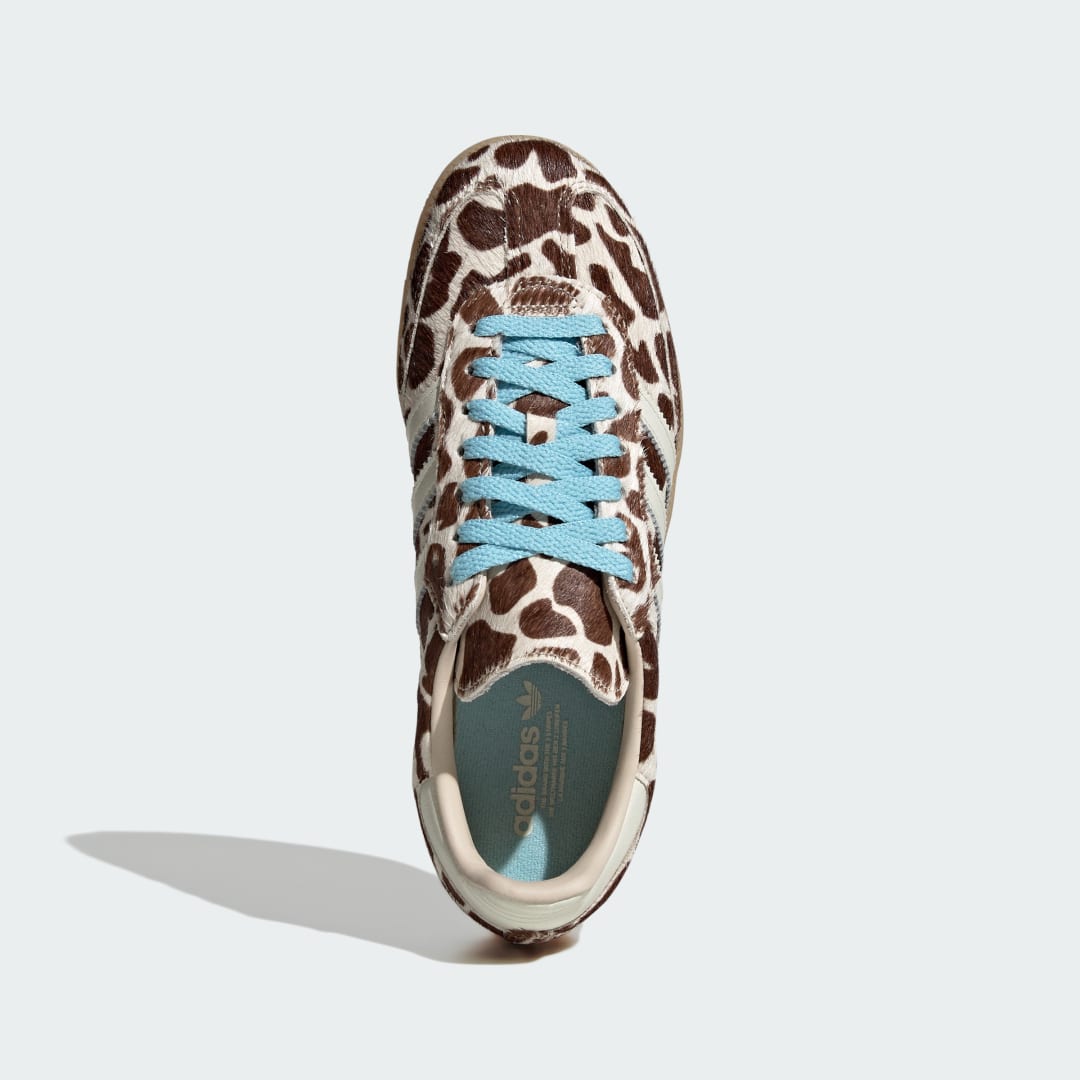 Detalle 2 de ZAPATILLA SAMBA OG de Adidas: estilo retro y comodidad para el día a día