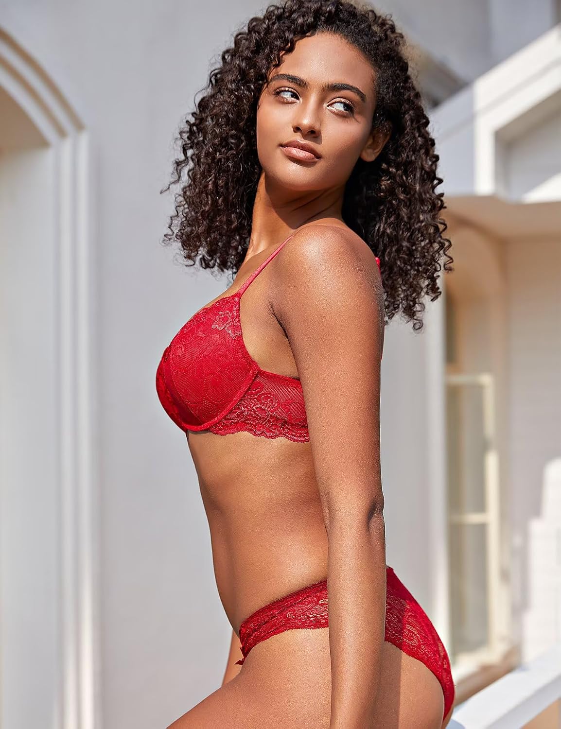 Detalle de Deyllo Women’s Push Up Lace Bra with Comfort Padding and Underwire Lift