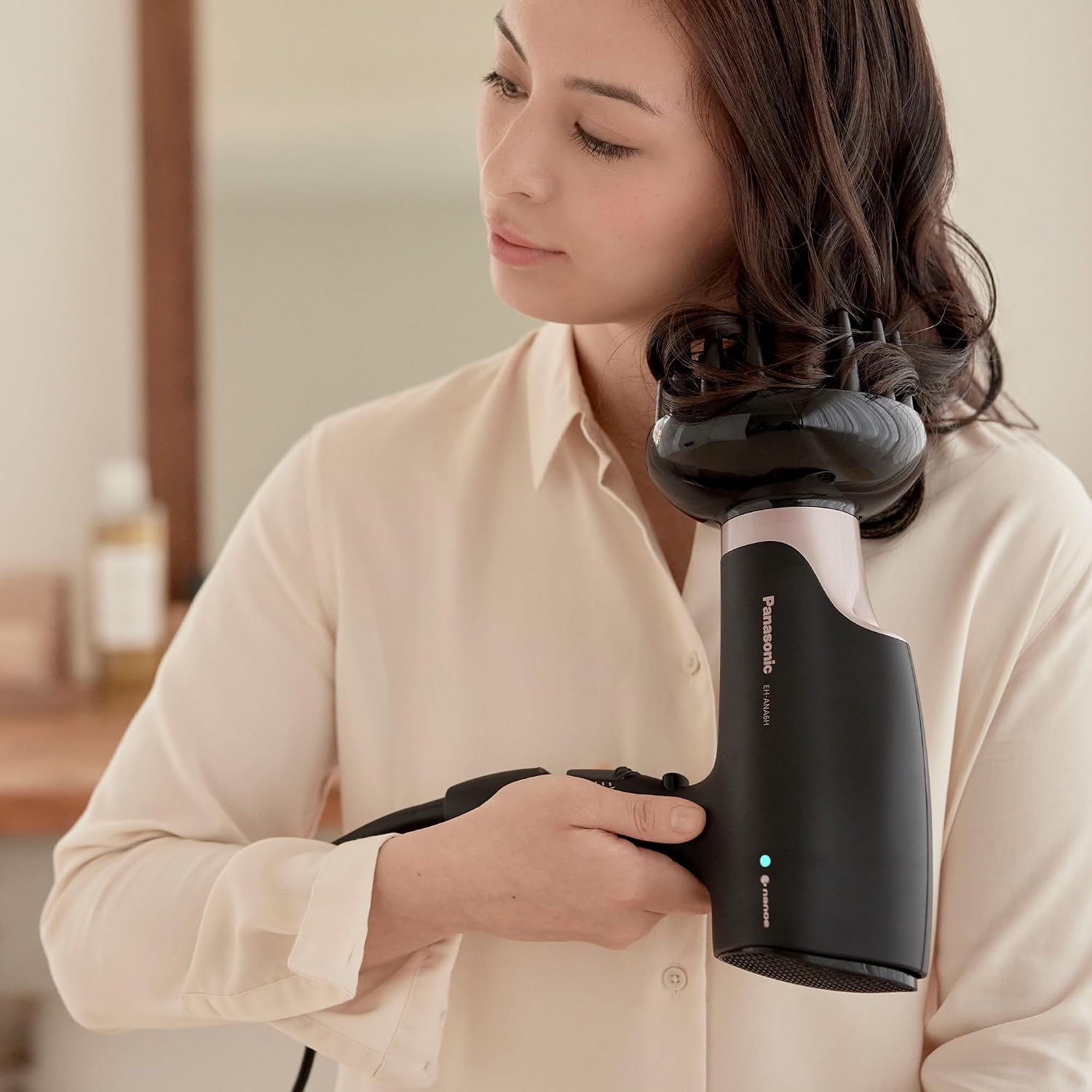 Thumbnail 6 de Panasonic EH-ANA6HN Nanoe Salon Hair Dryer 3-speed
