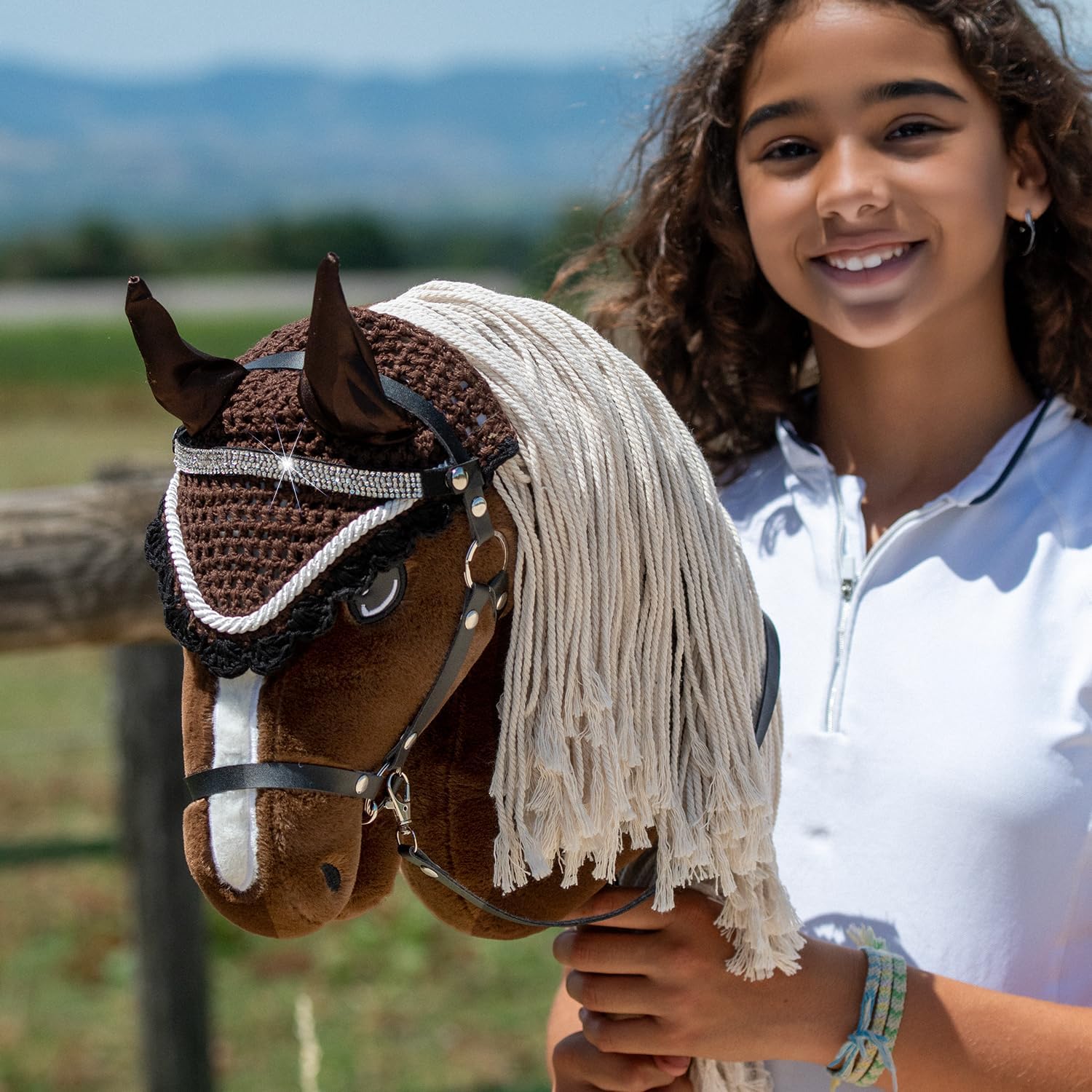 Thumbnail 6 de Hobby Horse A3 Sunny Dream – dunkles Alezan-Pferd mit glitzerndem Frontteil und Satinfluss