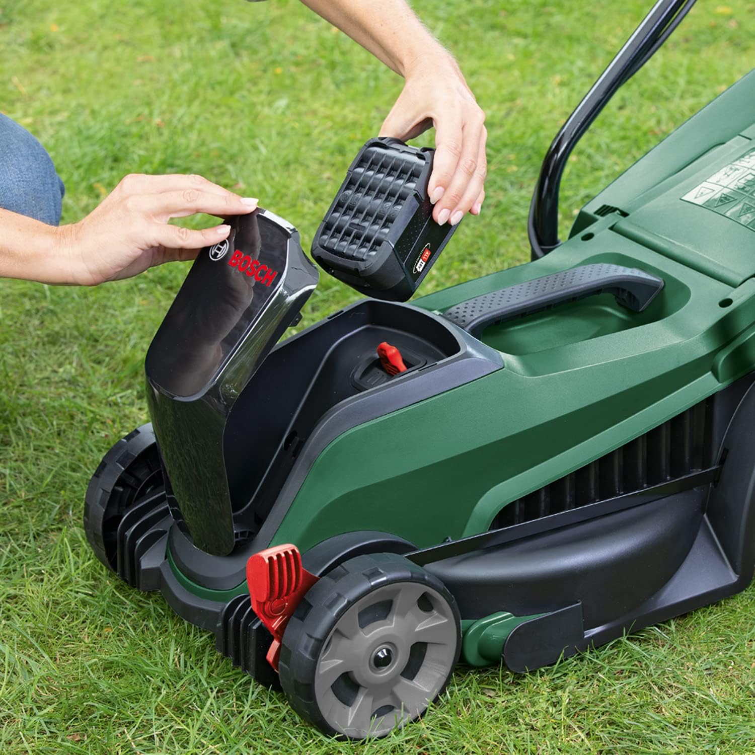 Thumbnail 4 de Bosch Akku-Rasenmäher CityMower 18V-32-300 (ohne Akku) – 32 cm Schnittbreite für bis zu 300 m²