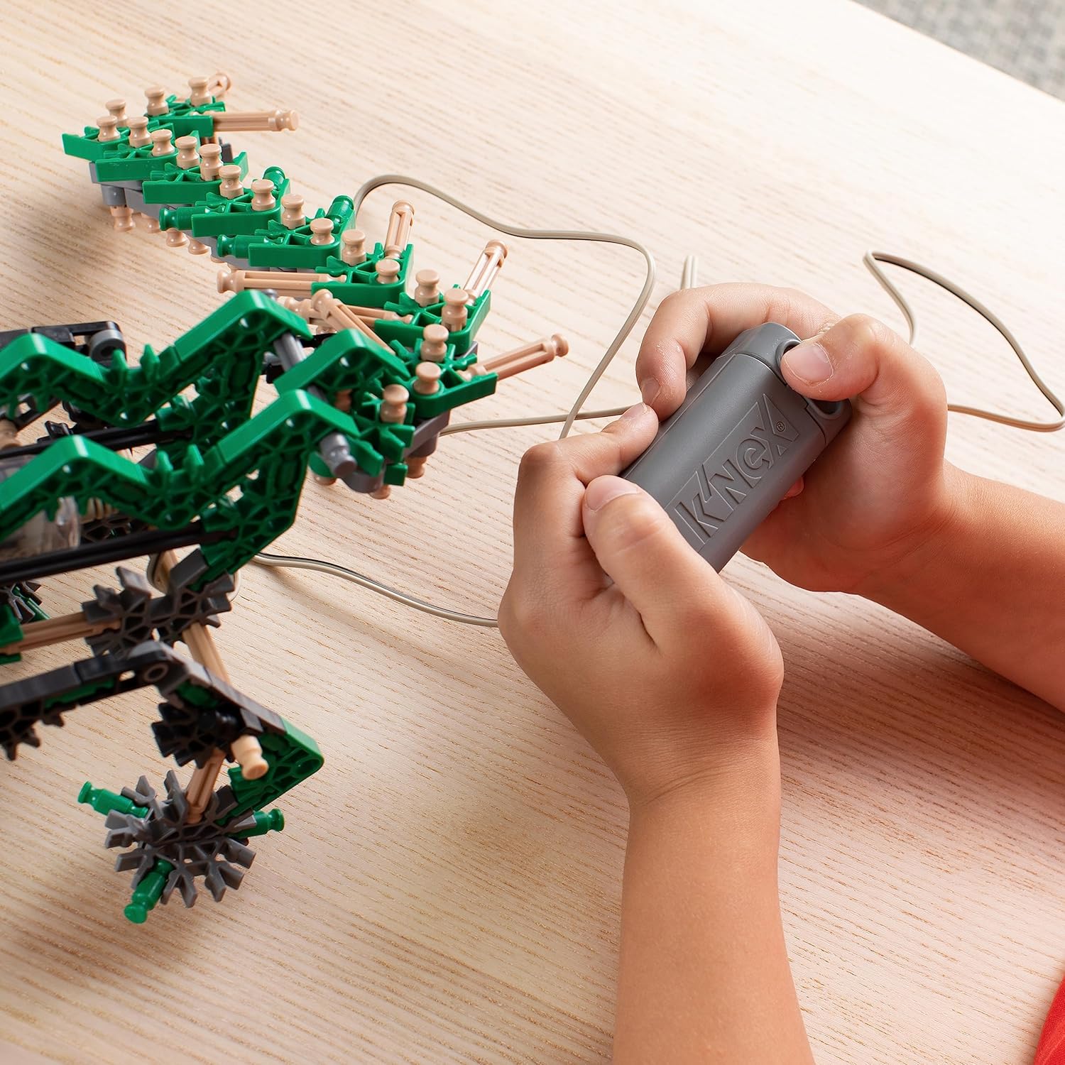 Thumbnail 3 de K’NEX K’Nexosaurus Rex Motorised Building Set (255 pieces) – Basic Fun 12468