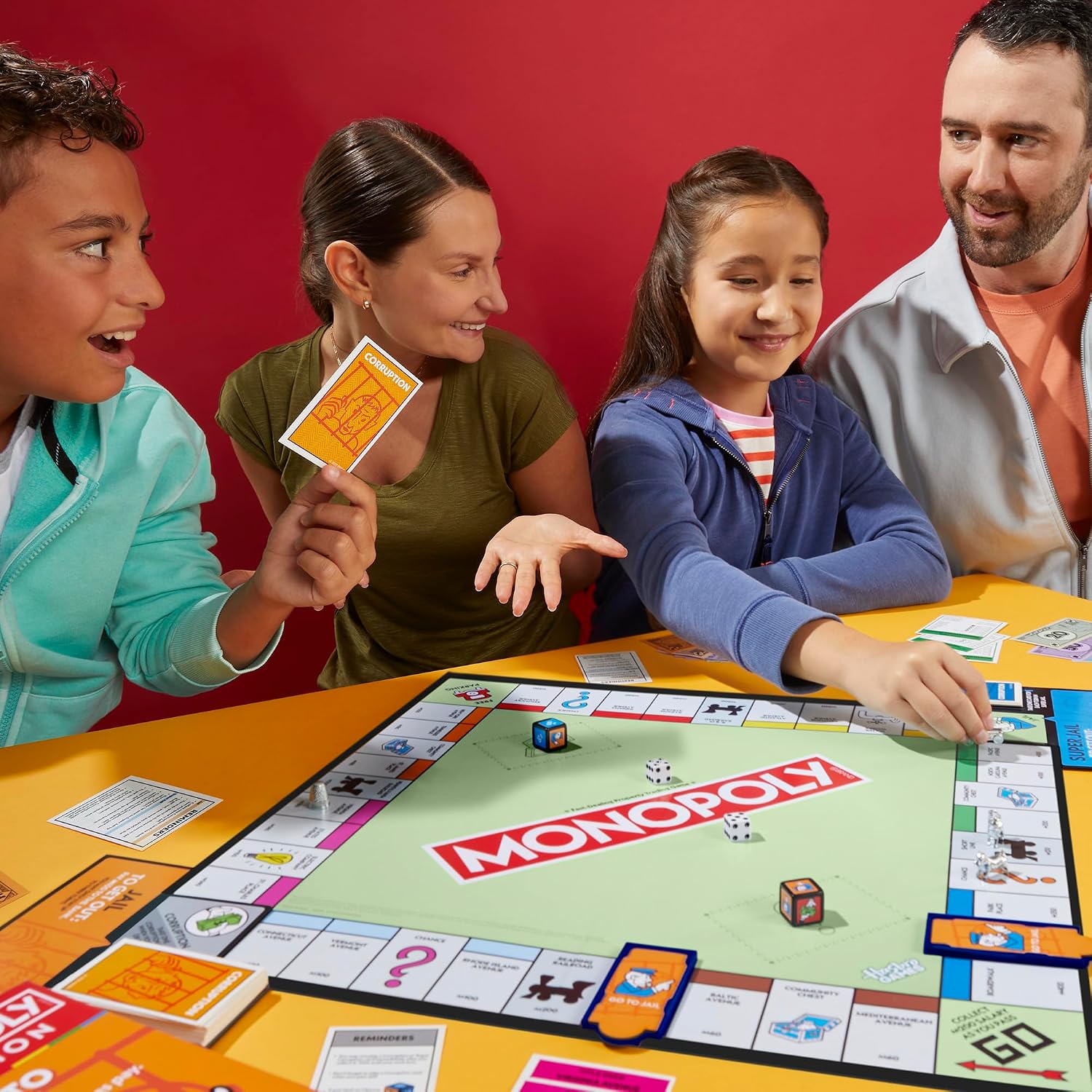 Detalle 2 de Monopoly Go to Jail Expansion (Classic Monopoly required) – English Version