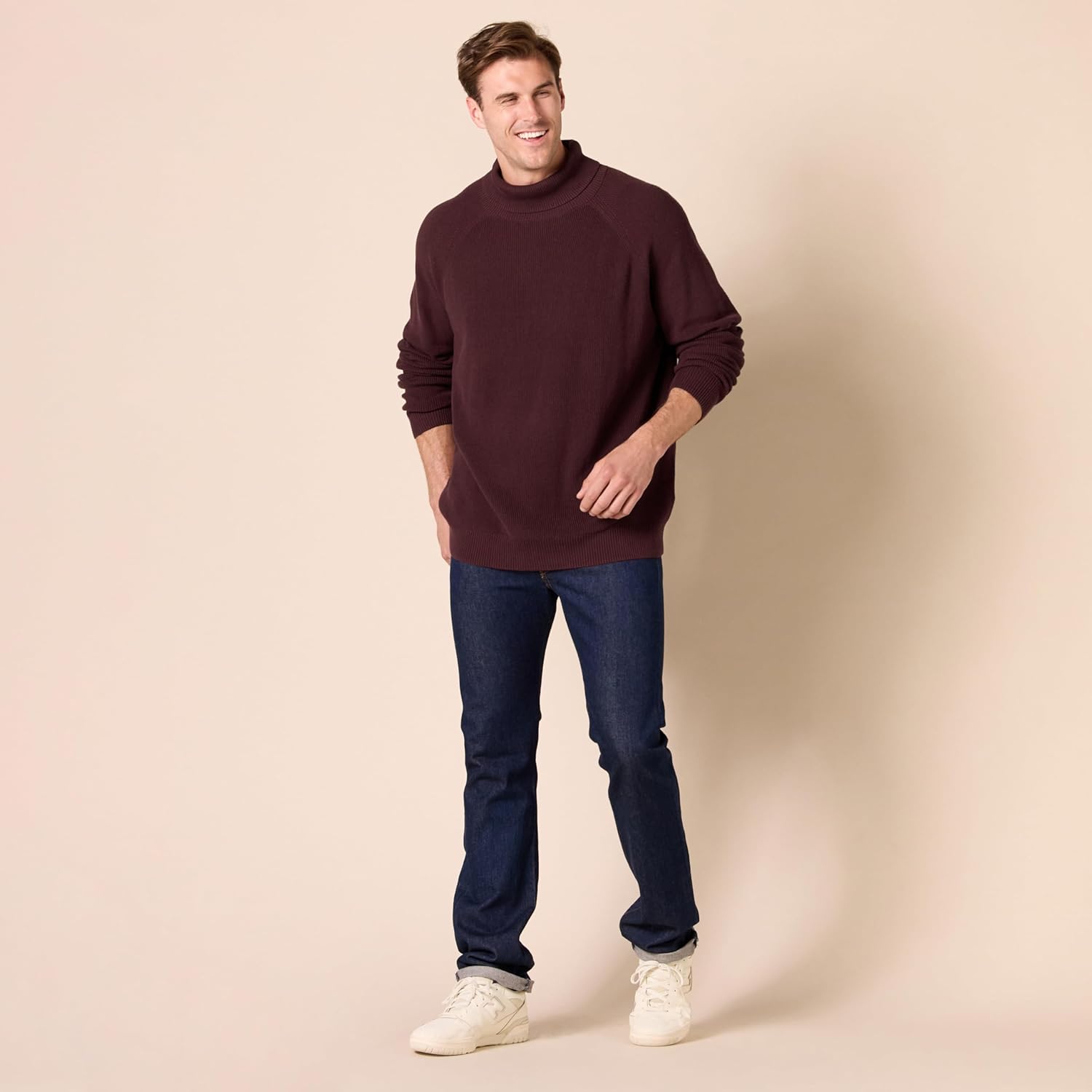 Thumbnail 6 de Amazon Essentials Men's 100% Cotton Rib Knit Turtleneck Jumper