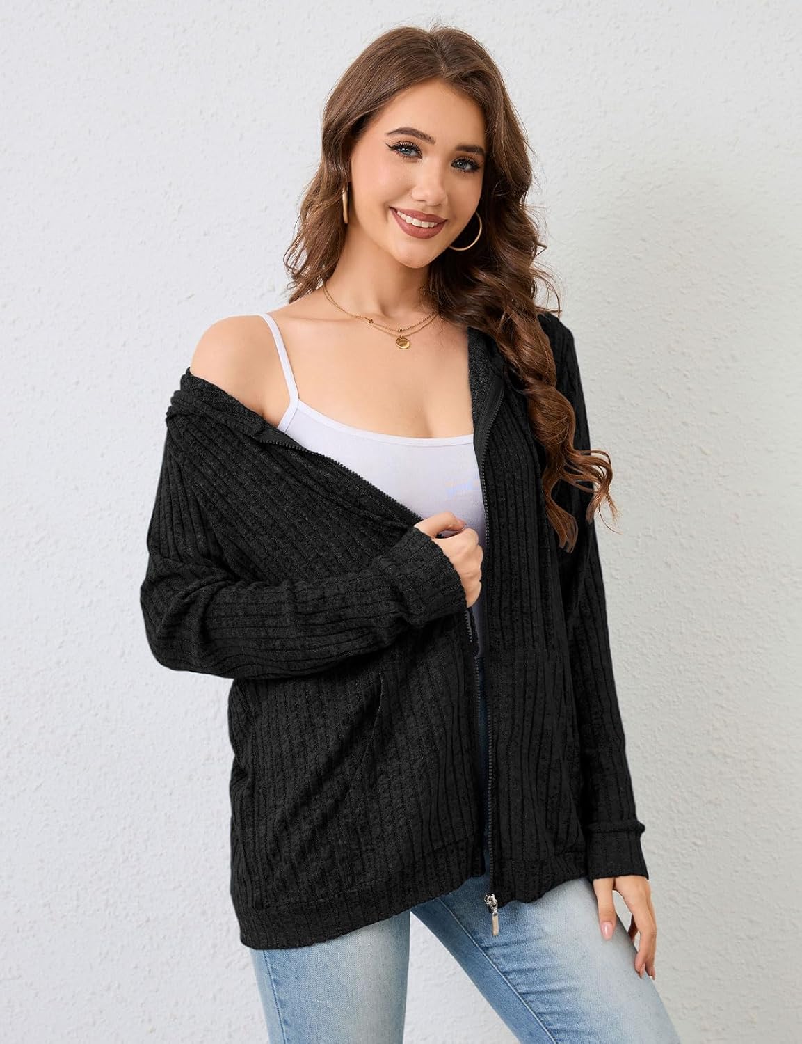 Detalle 2 de Flikity Damen Zip Hoodie Reißverschluss Sweatjacke mit Kapuze – Vielseitige Basic-Jacke
