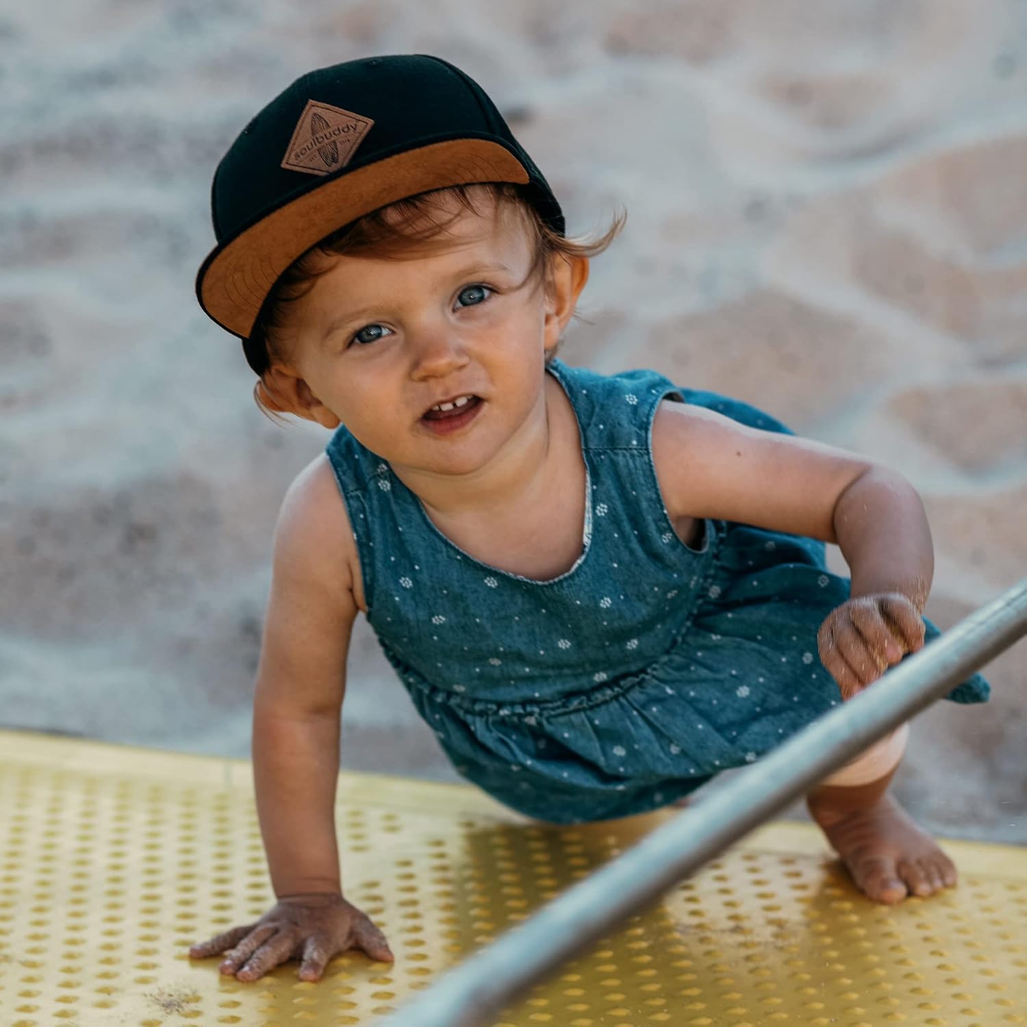 Detalle 2 de Soulbuddy Kinder Baseball Cap – Verstellbare Snapback, Sonnenschutz und minimalistischer Stil