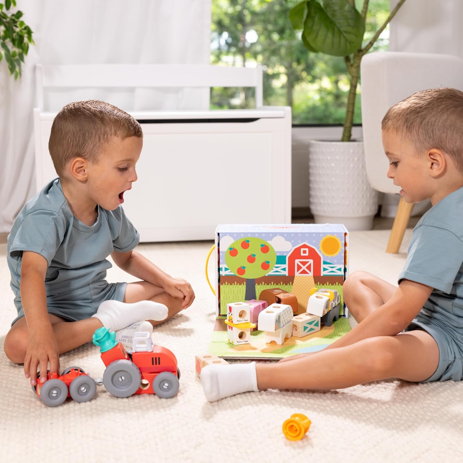 Detalle 2 de Melissa & Doug Blockables Farm Snap And Play 56 Pc
