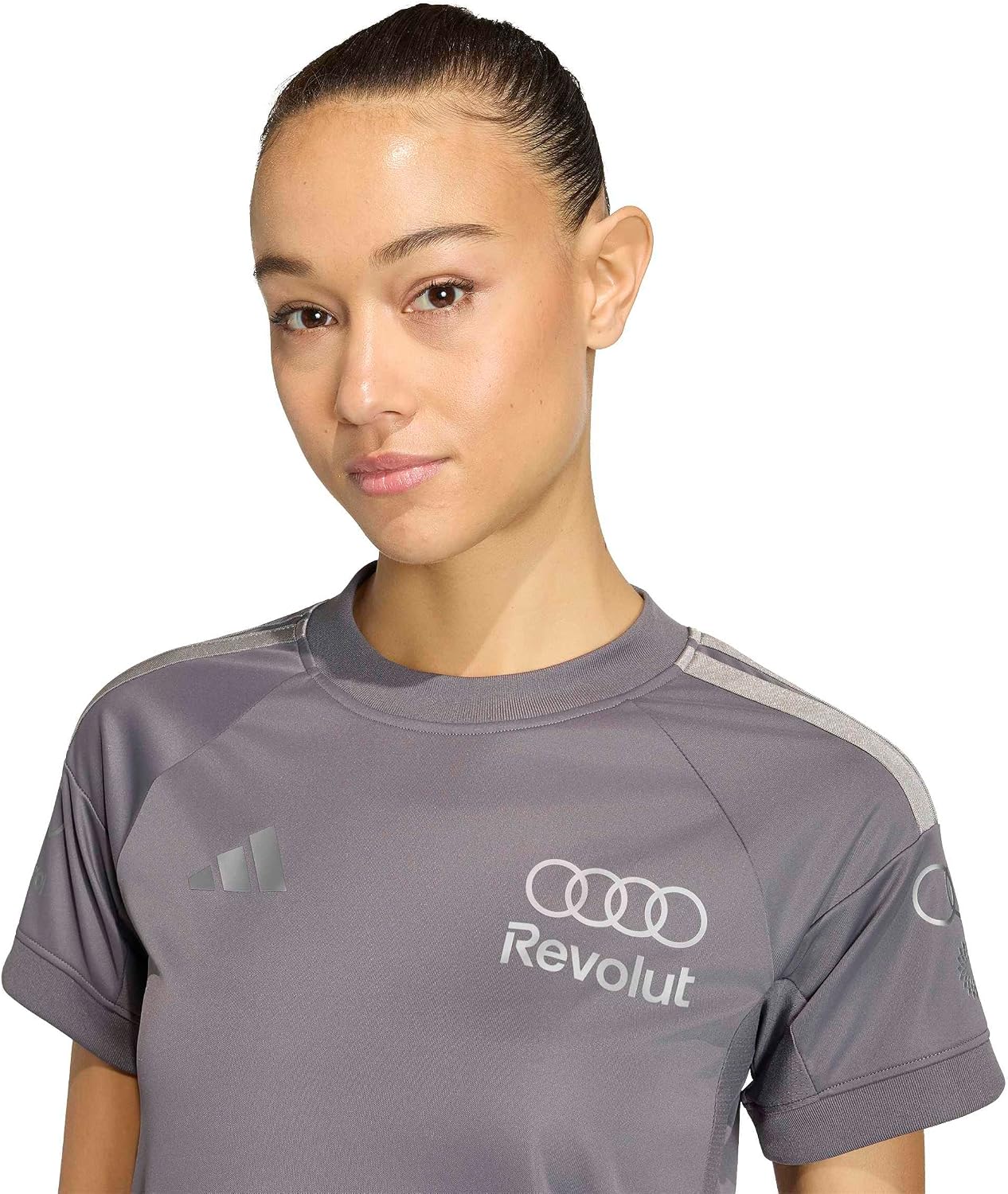Detalle de adidas Women’s Maillot de Pilote à Manches Courtes – Réplique Équipe Audi REVOLUT F1