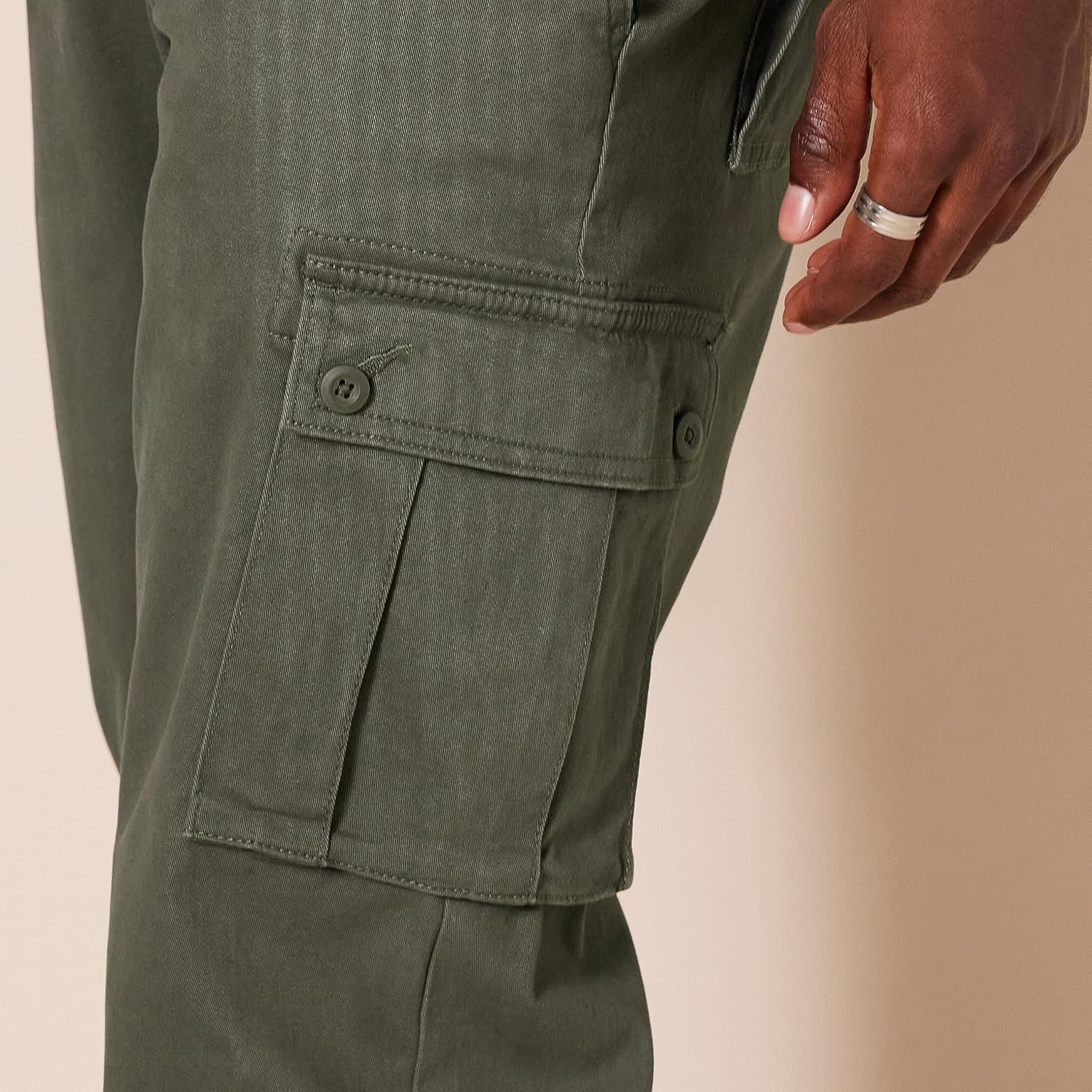 Thumbnail 3 de Amazon Essentials Men’s Straight Fit Stretch Cargo Work Trousers (Big & Tall)