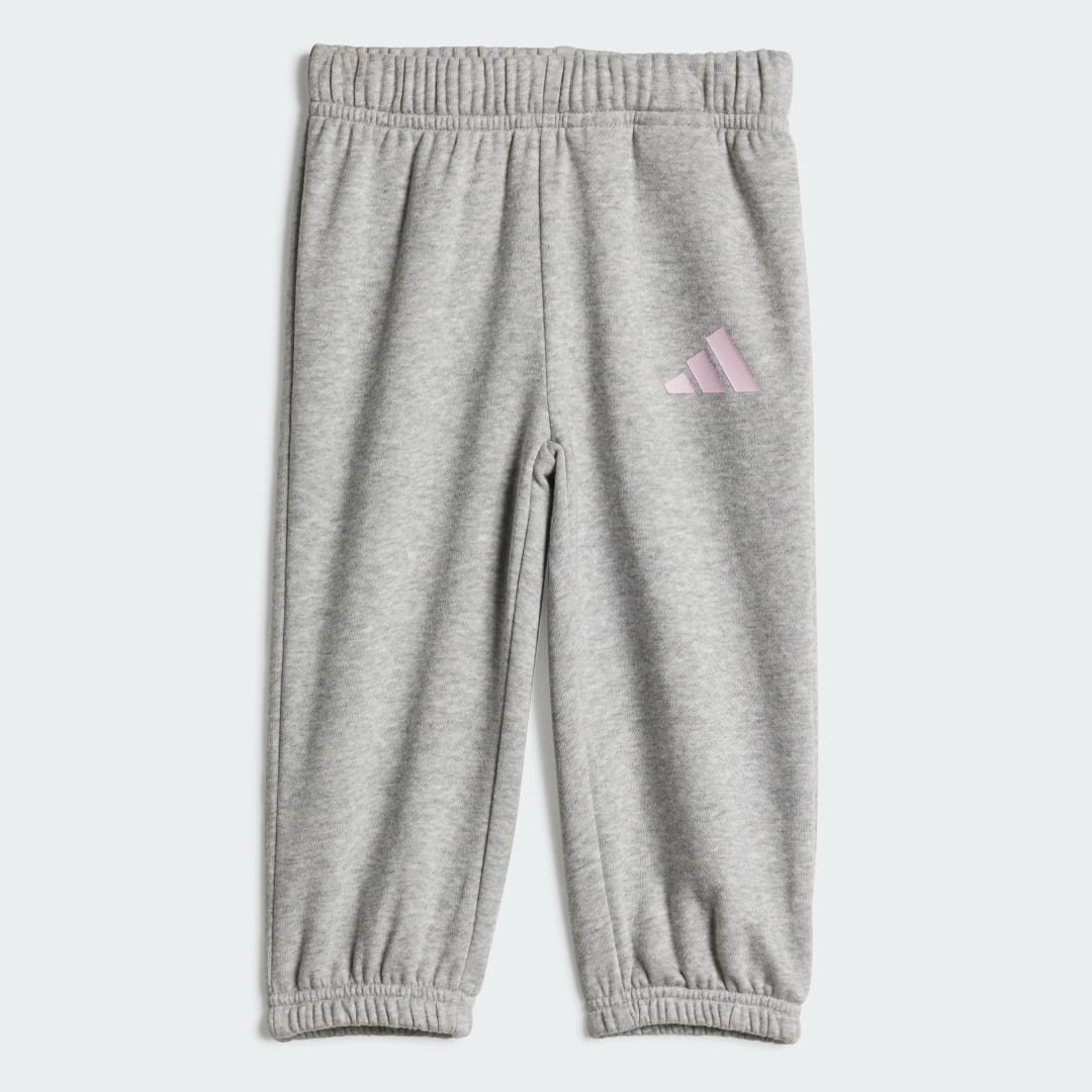 Detalle 2 de Conjunto Essentials (Bebé) de Adidas – Rosa